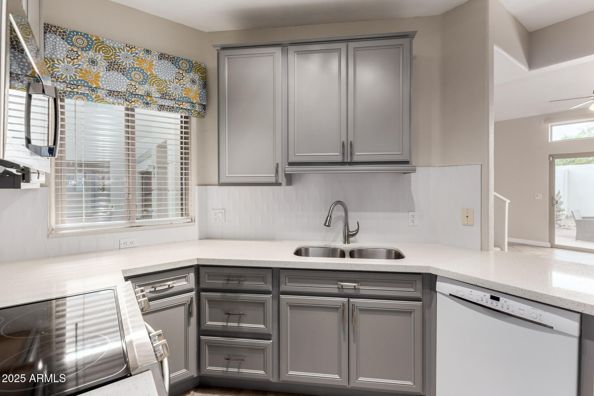 5400 S HARDY Drive, 110