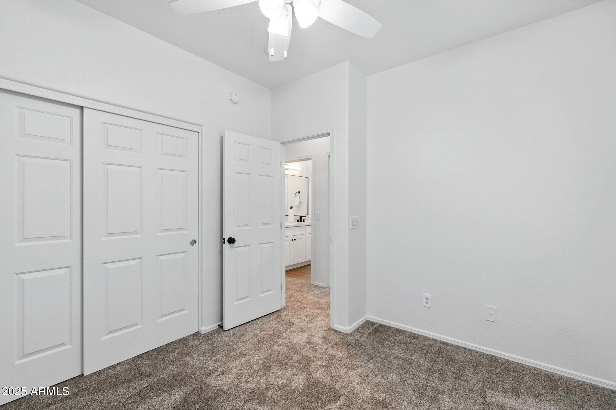 3065 E TAMARISK Street