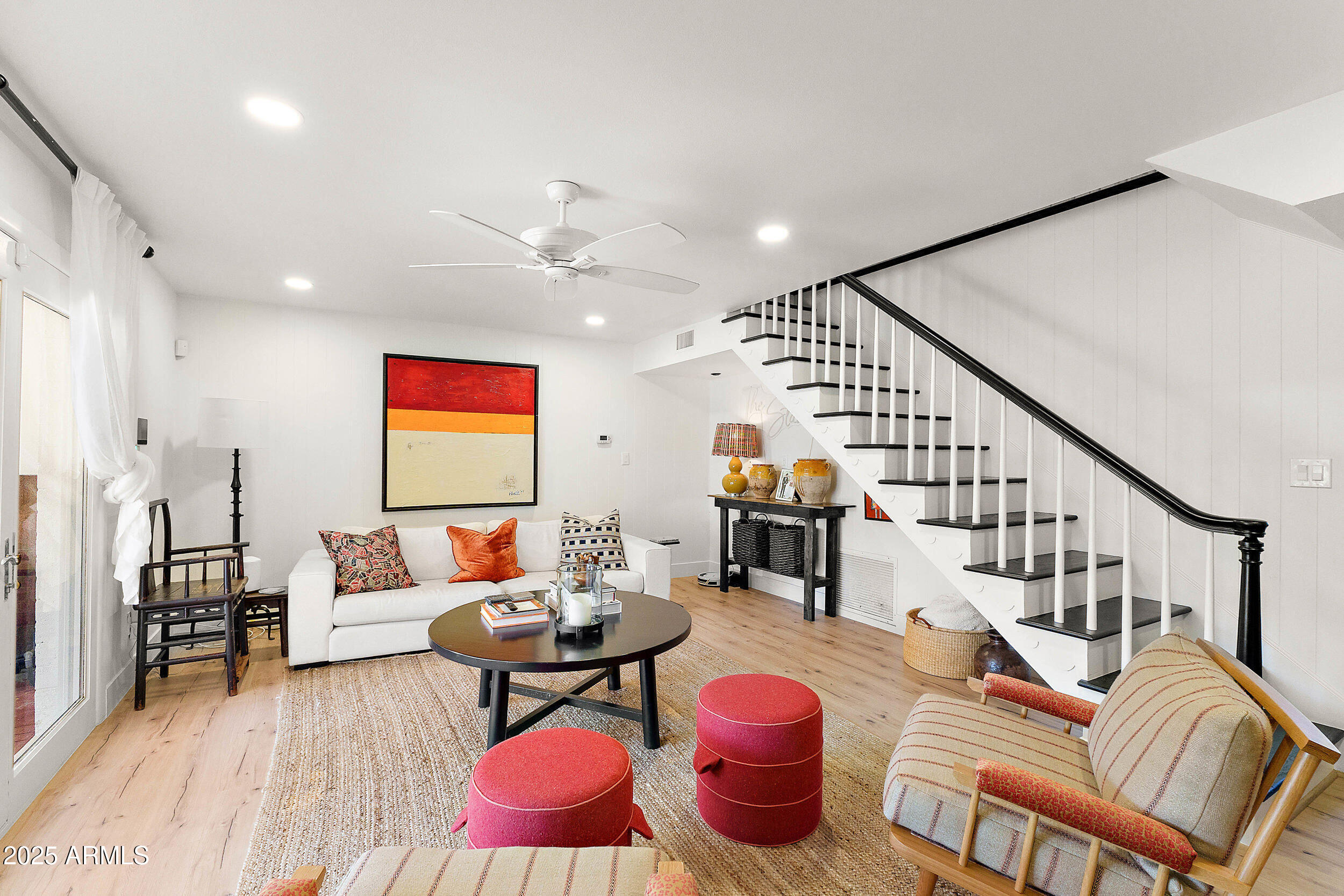 4027 E CAMPBELL Avenue