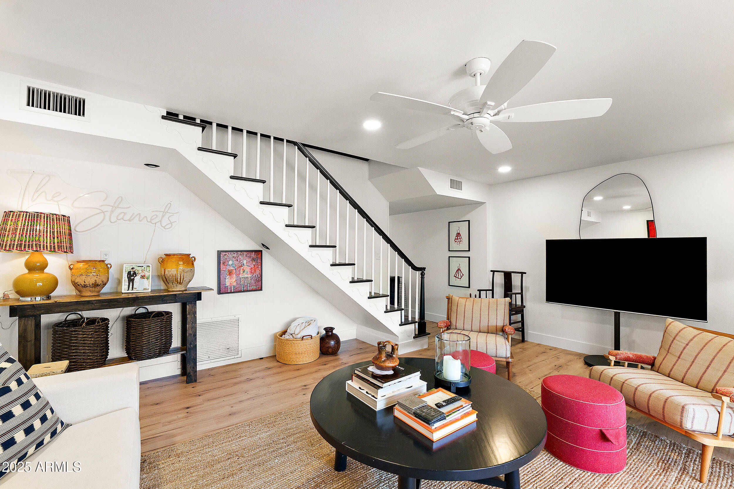 4027 E CAMPBELL Avenue