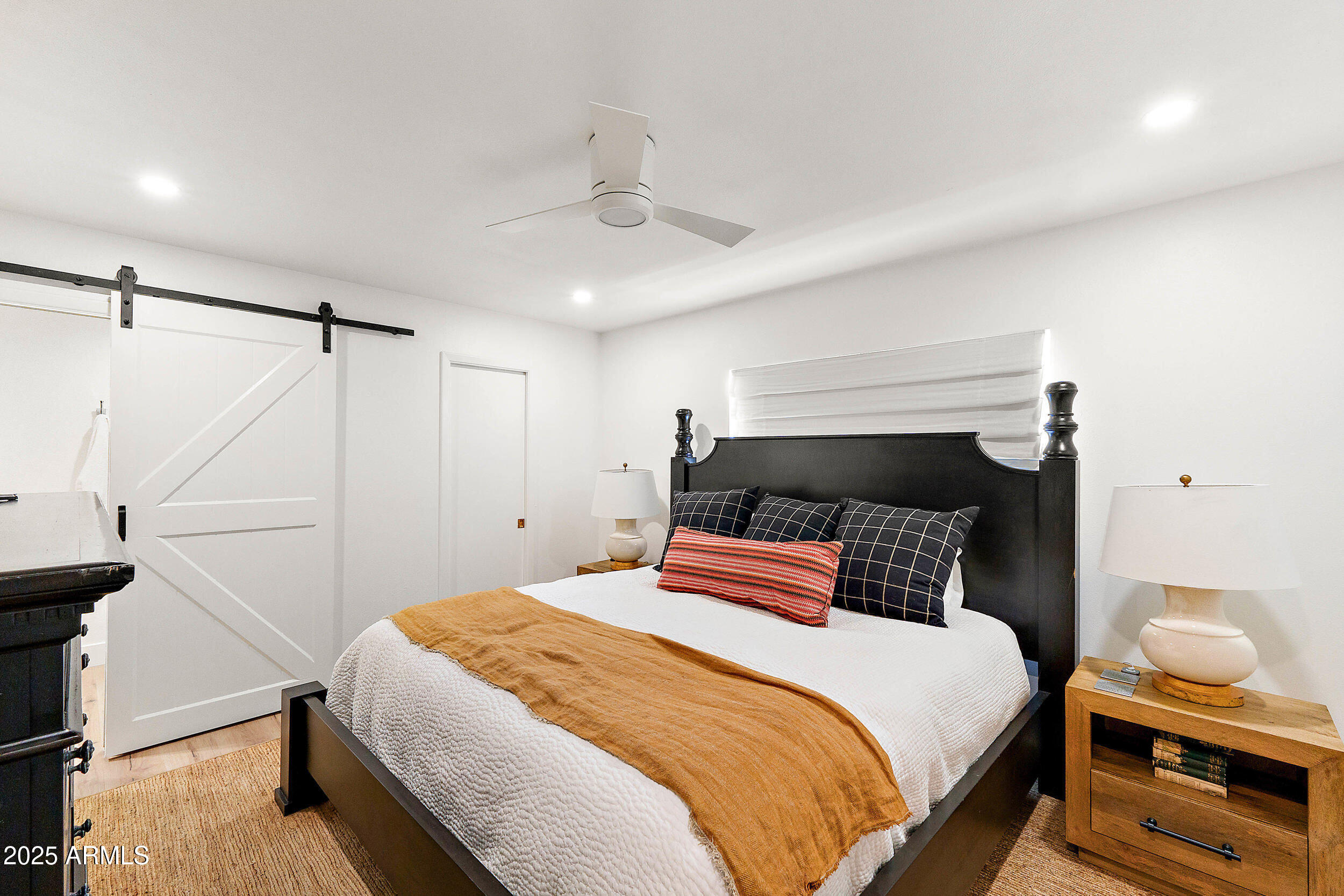 4027 E CAMPBELL Avenue