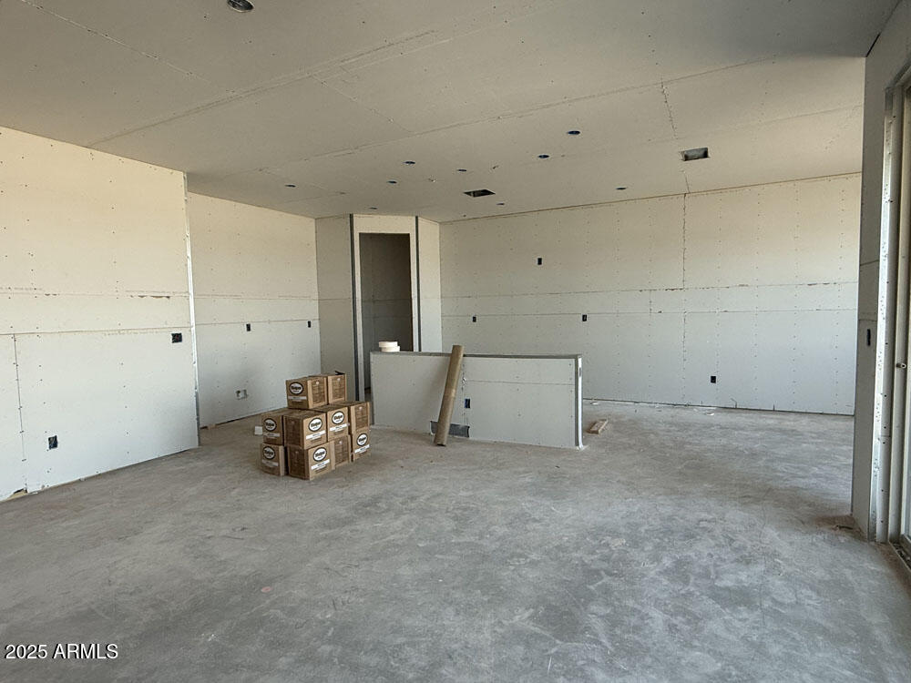 2504 E ROLLING PRAIRIE Lane