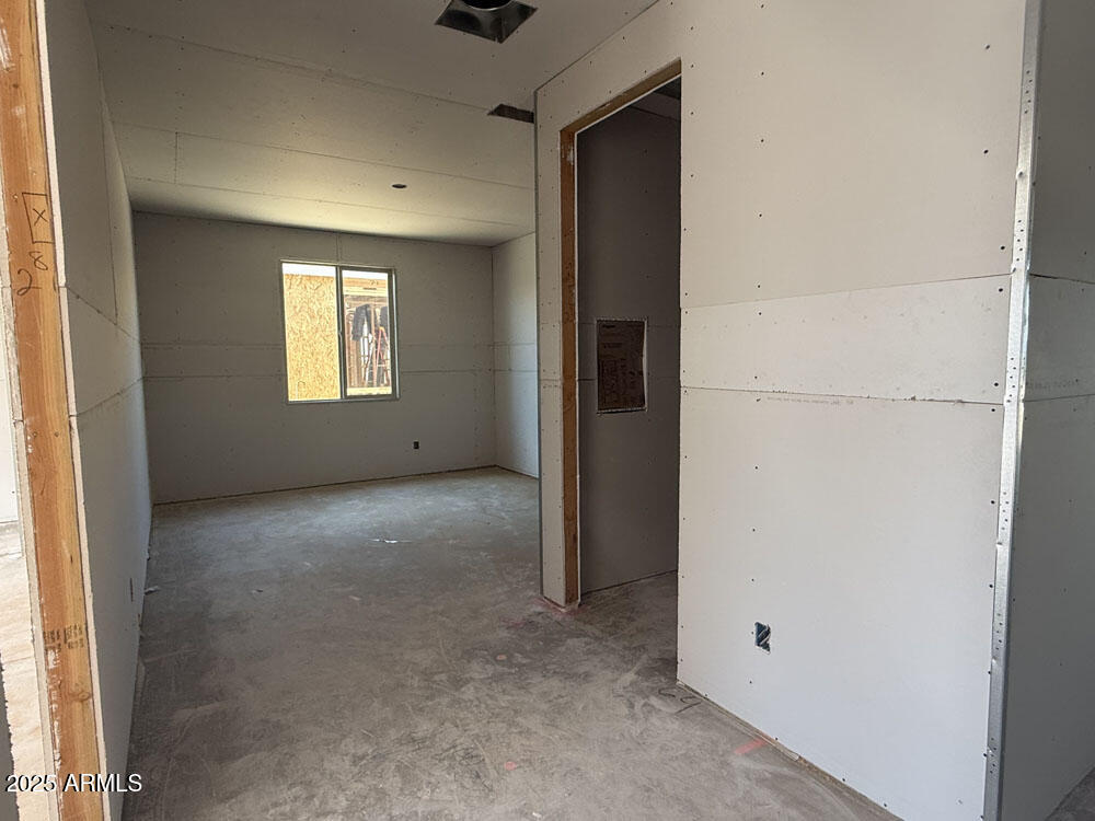 2504 E ROLLING PRAIRIE Lane