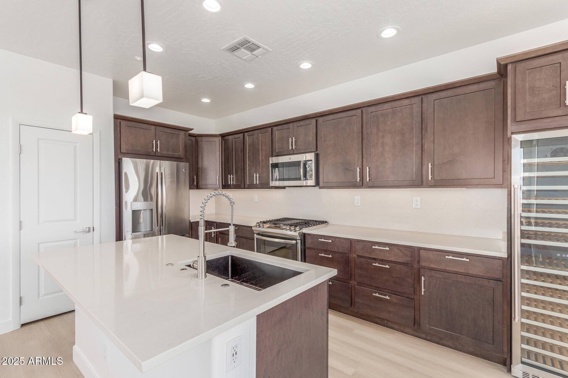 41401 N MAIDSTONE Court