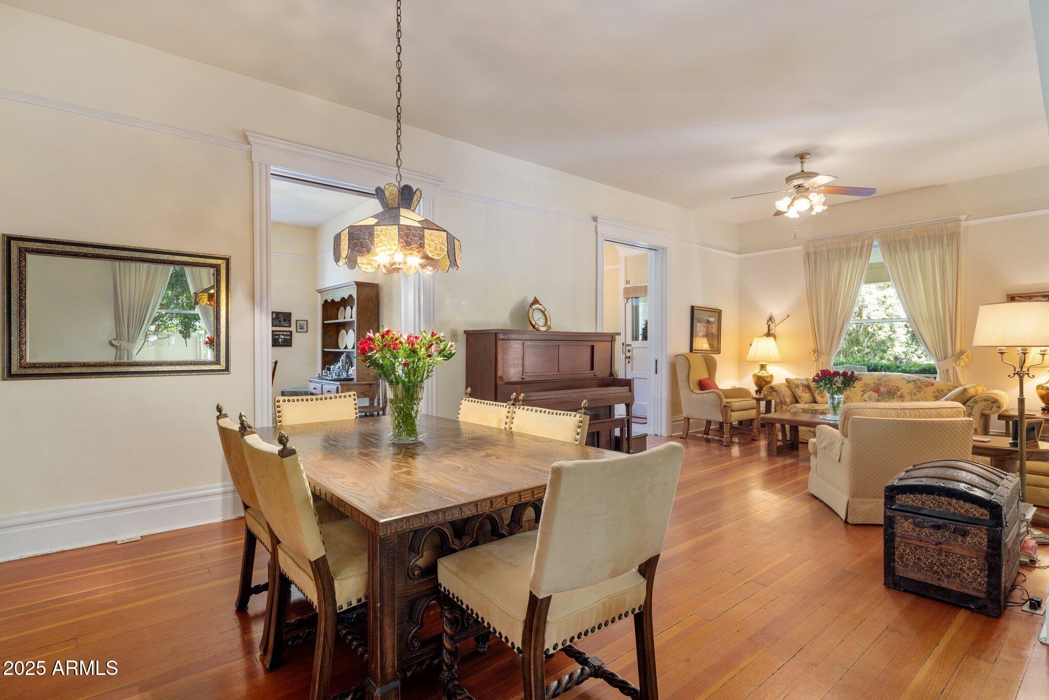 7252 N CENTRAL Avenue