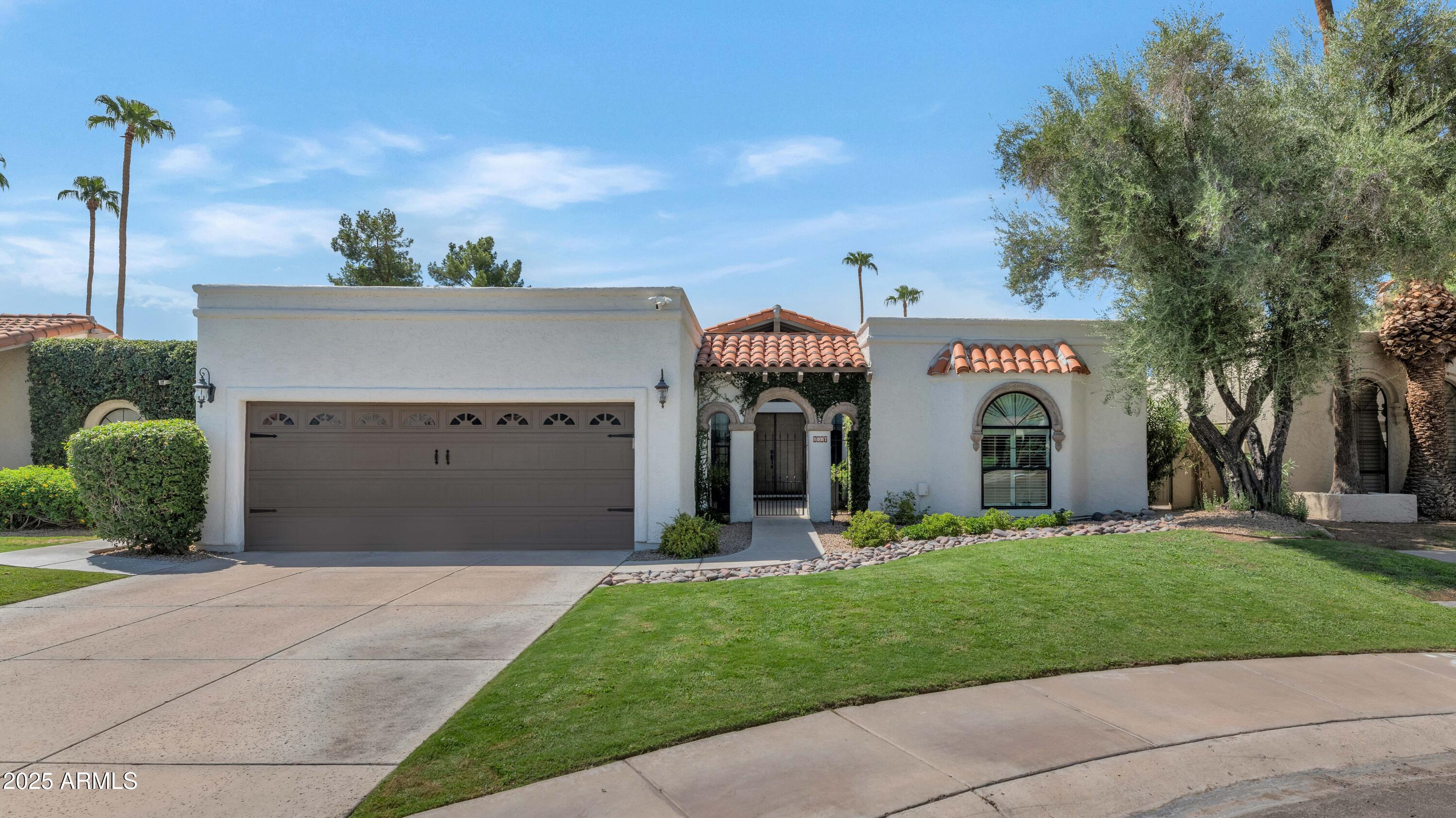 8007 E DEL RUBI Drive