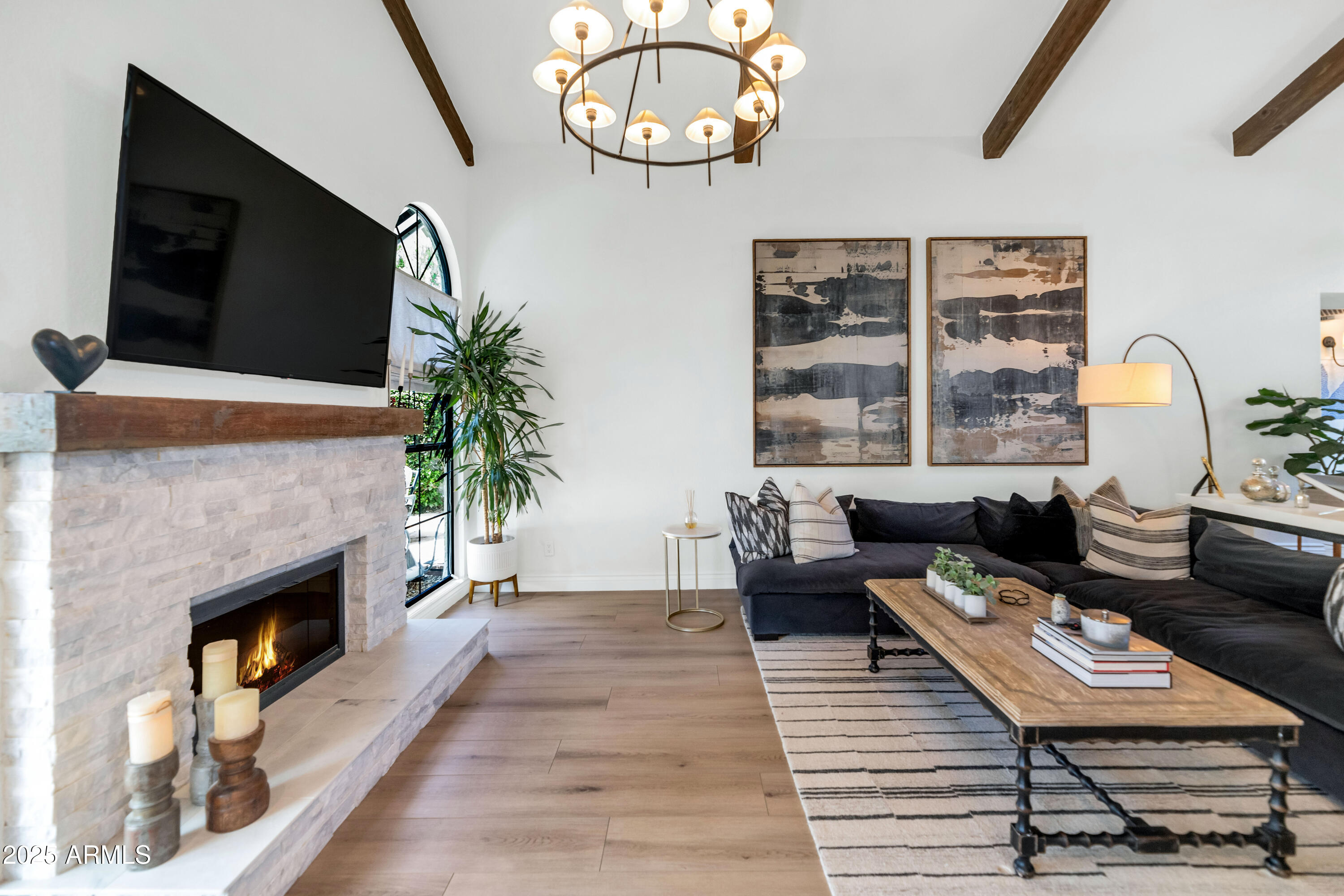 8007 E DEL RUBI Drive