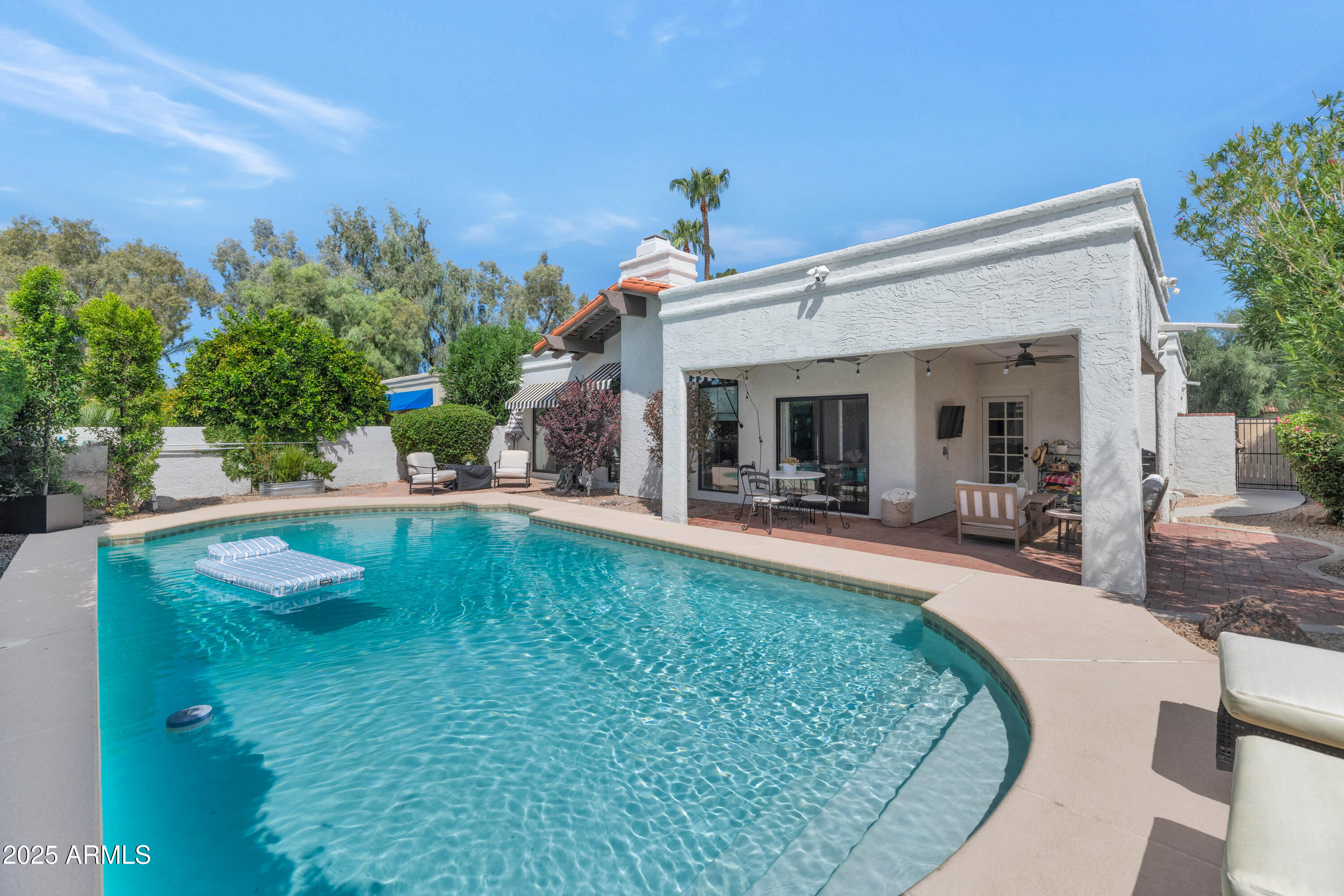 8007 E DEL RUBI Drive