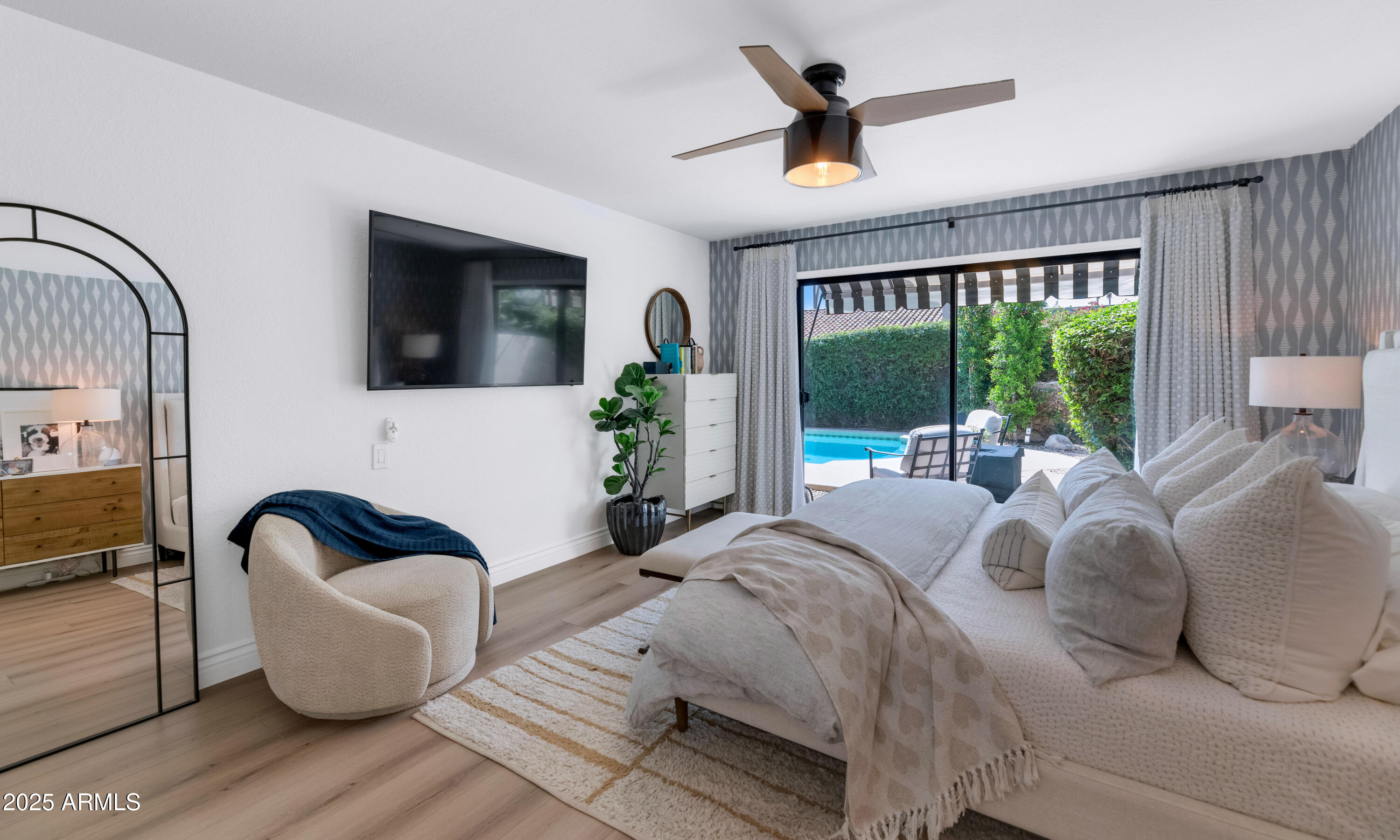 8007 E DEL RUBI Drive