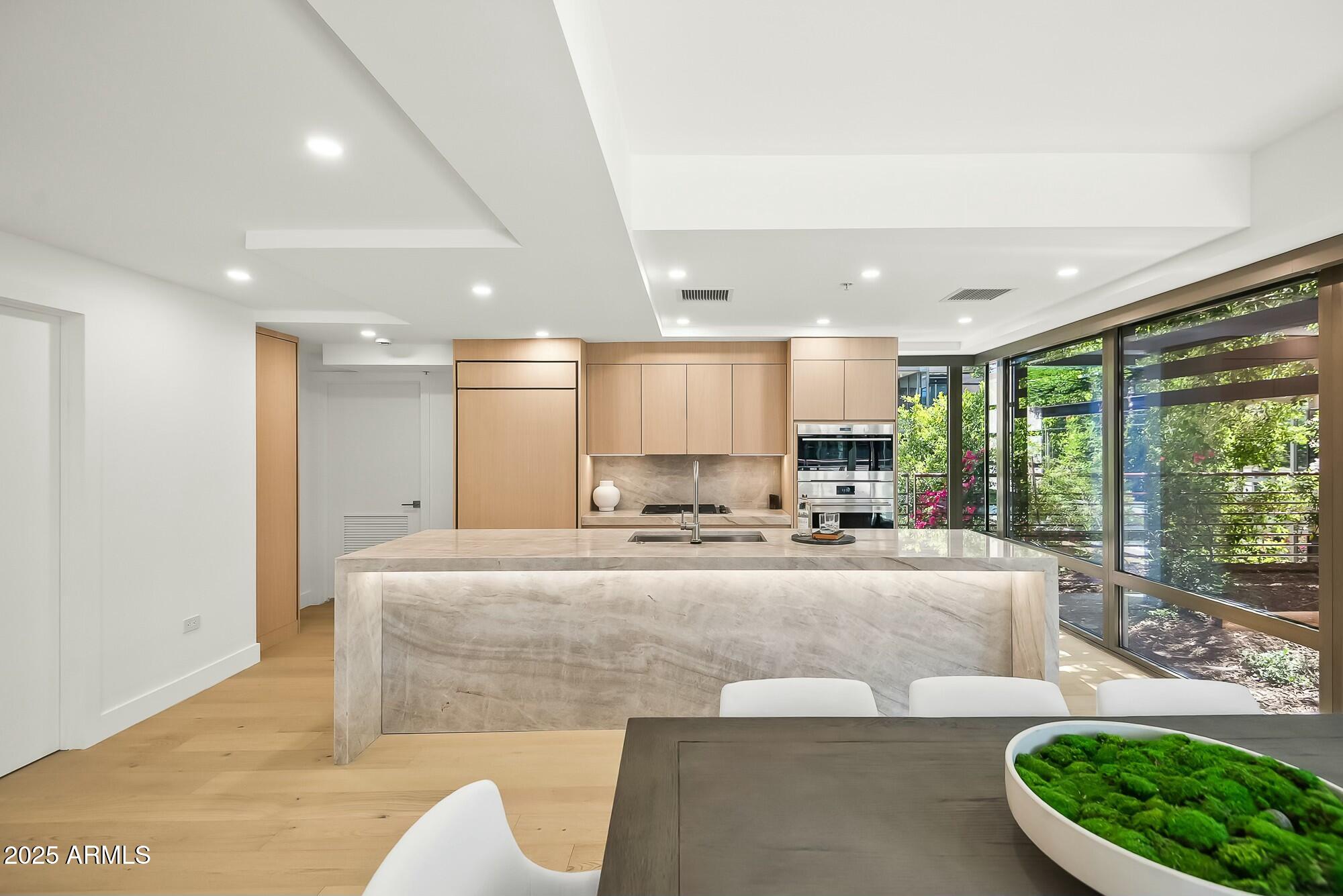 7151 E RANCHO VISTA Drive, 5001