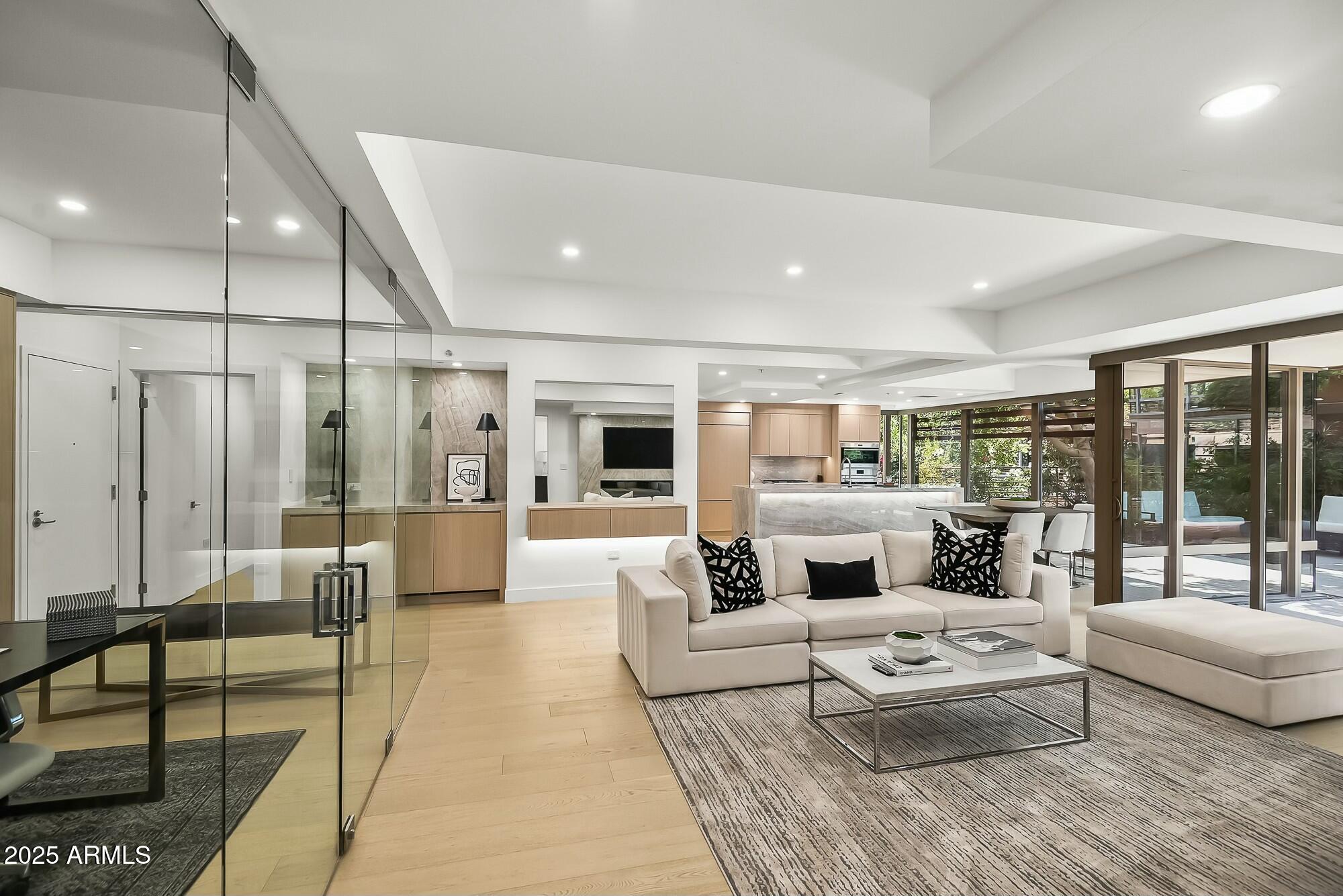 7151 E RANCHO VISTA Drive, 5001