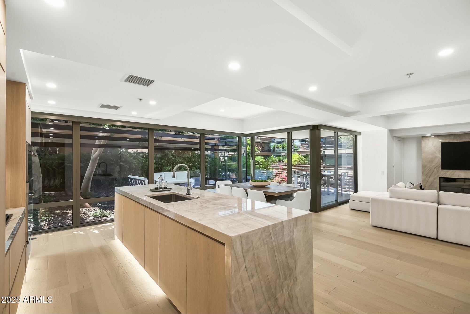 7151 E RANCHO VISTA Drive, 5001