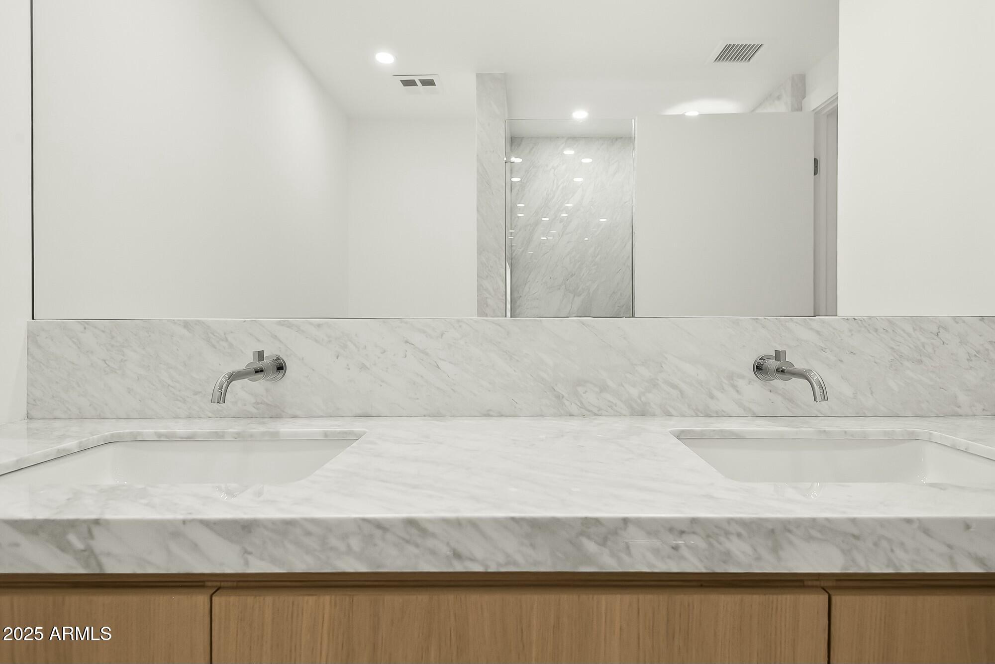 7141 E RANCHO VISTA Drive, 2011