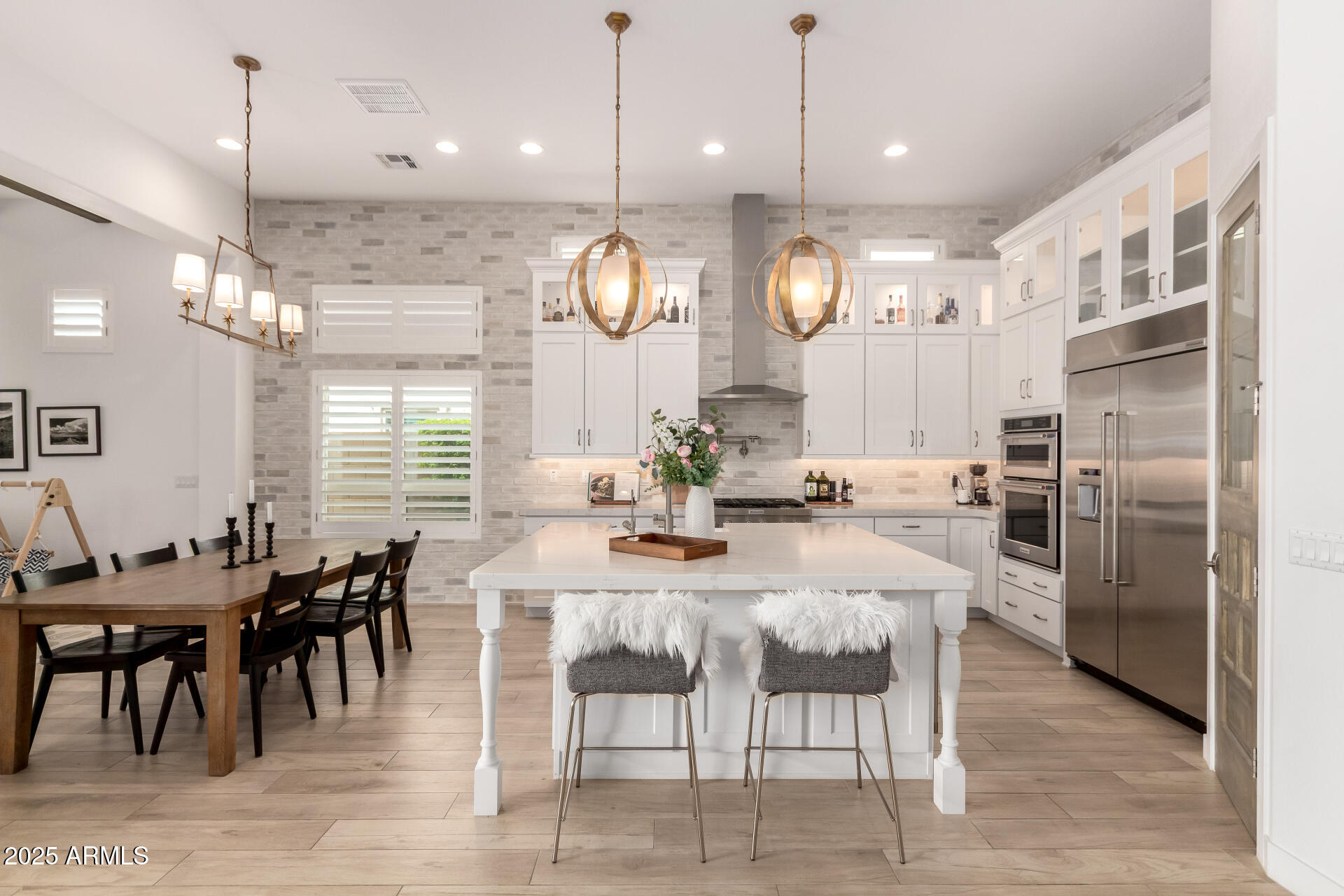 8125 E JAEGER Street