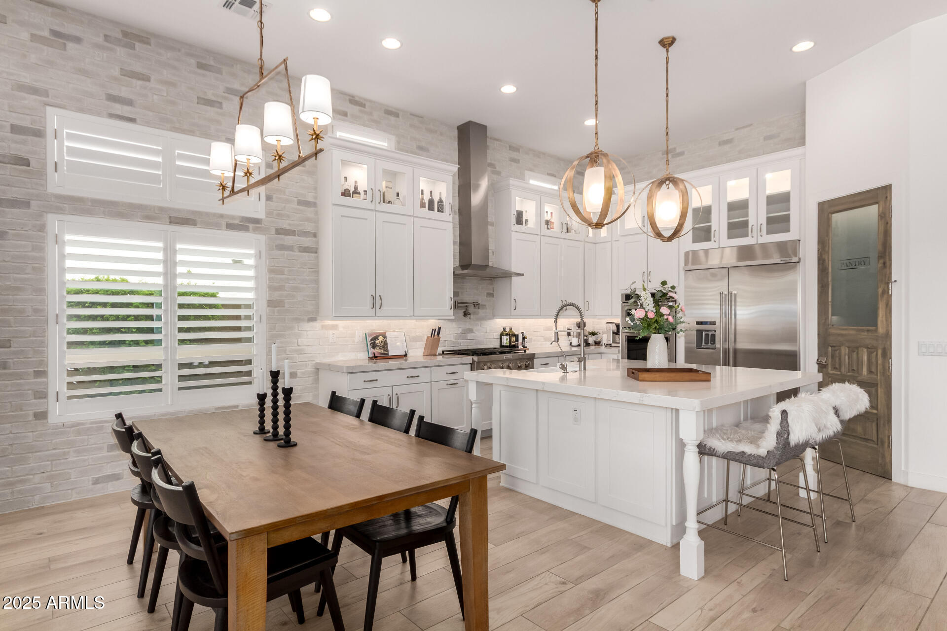 8125 E JAEGER Street