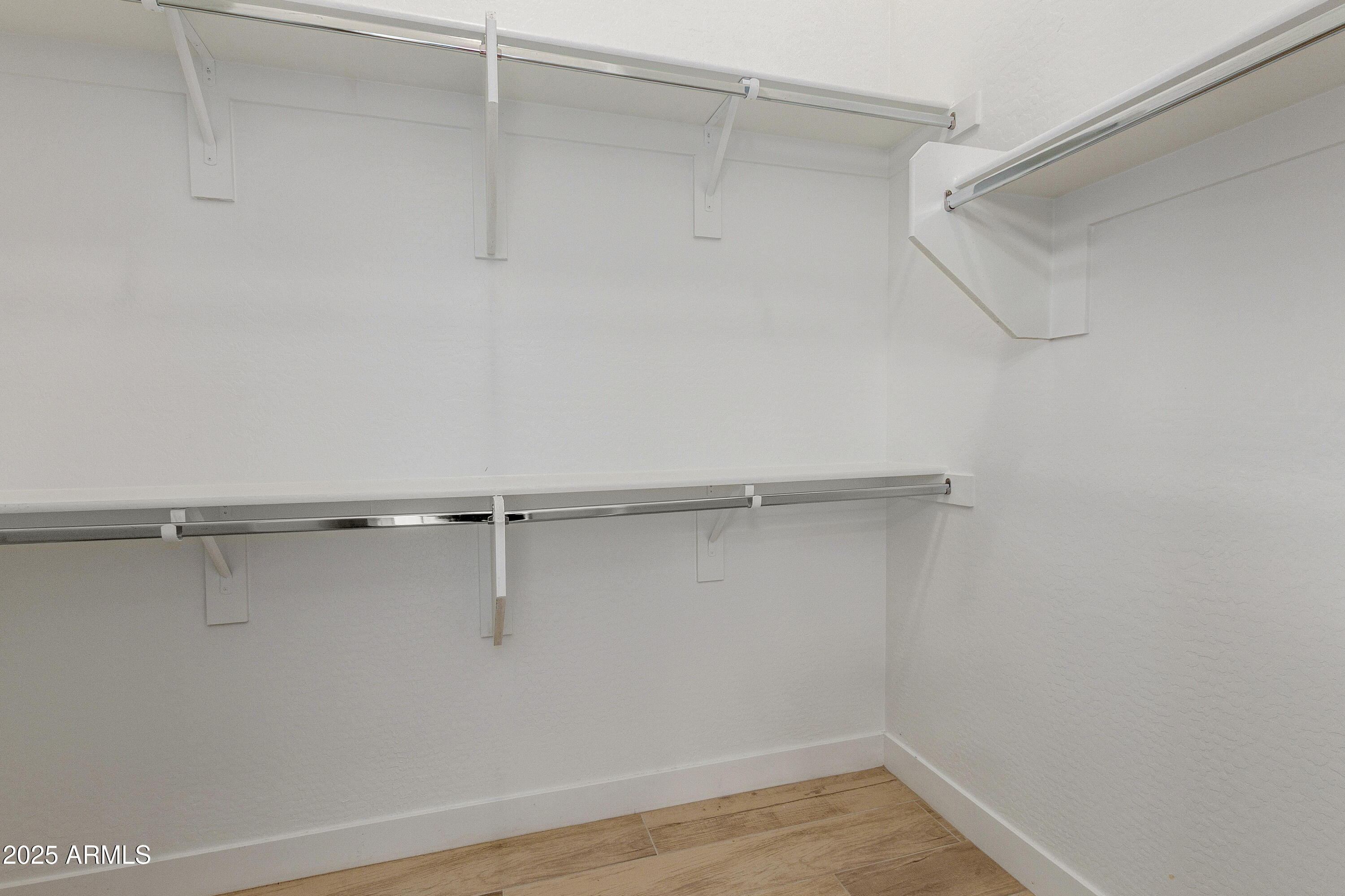 8125 E JAEGER Street