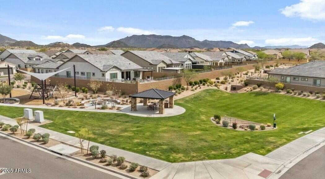 8125 E JAEGER Street