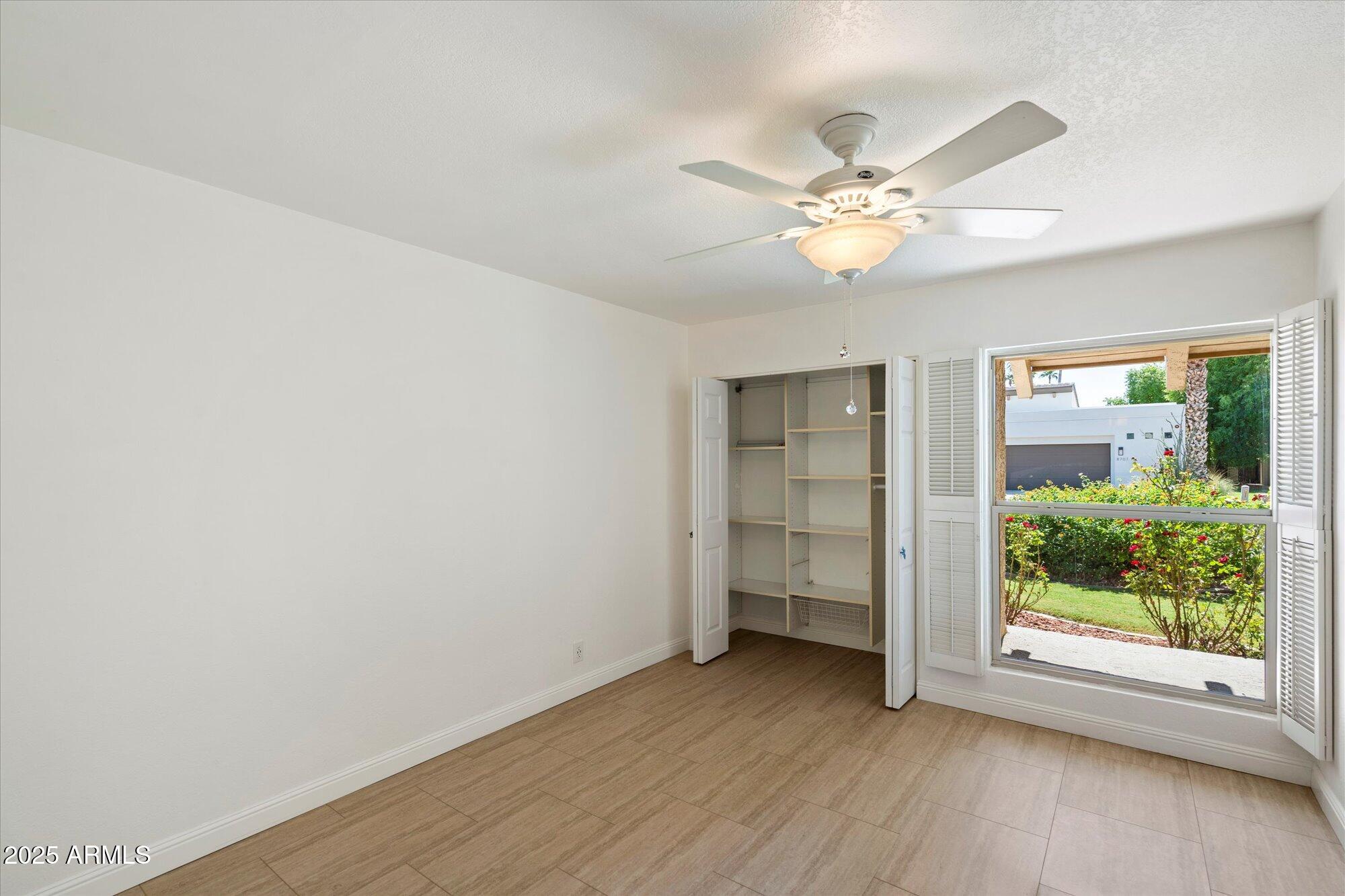 8708 E SAN MARTIN Drive