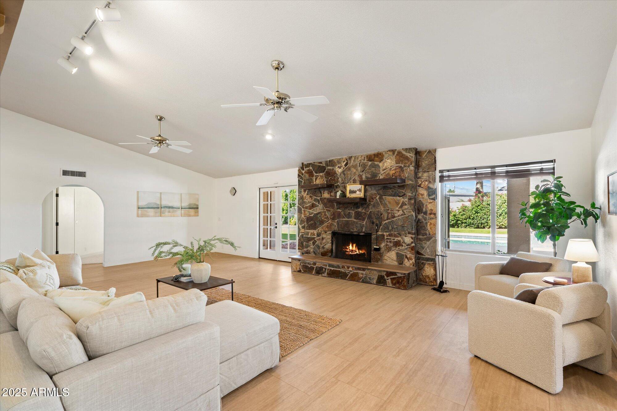 8708 E SAN MARTIN Drive