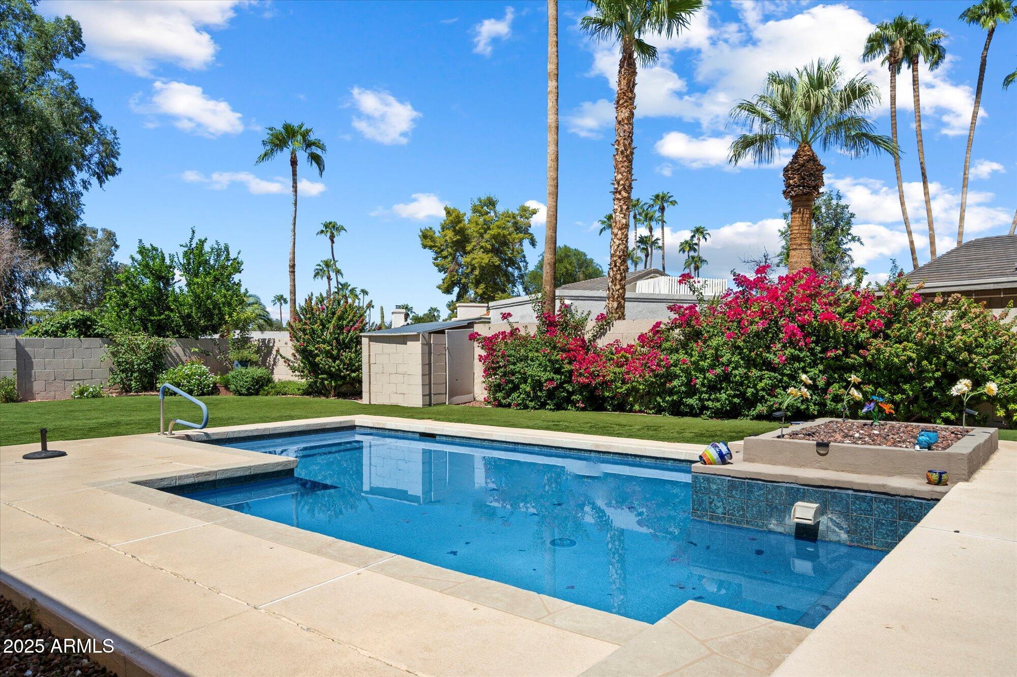 8708 E SAN MARTIN Drive