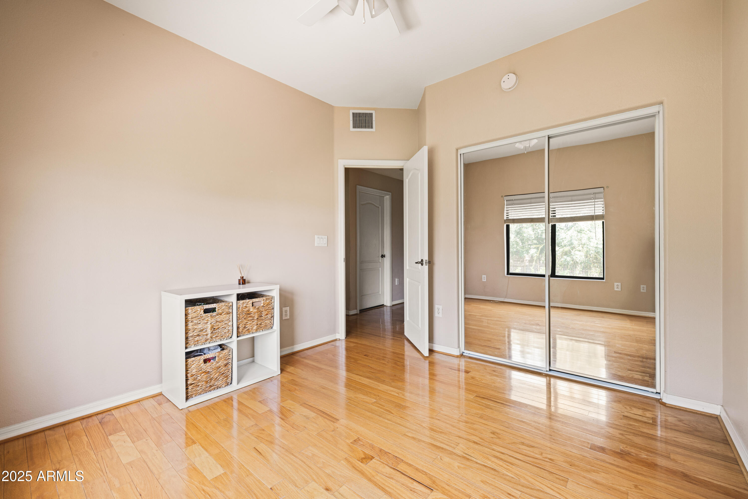 1102 W GLENDALE Avenue, 123