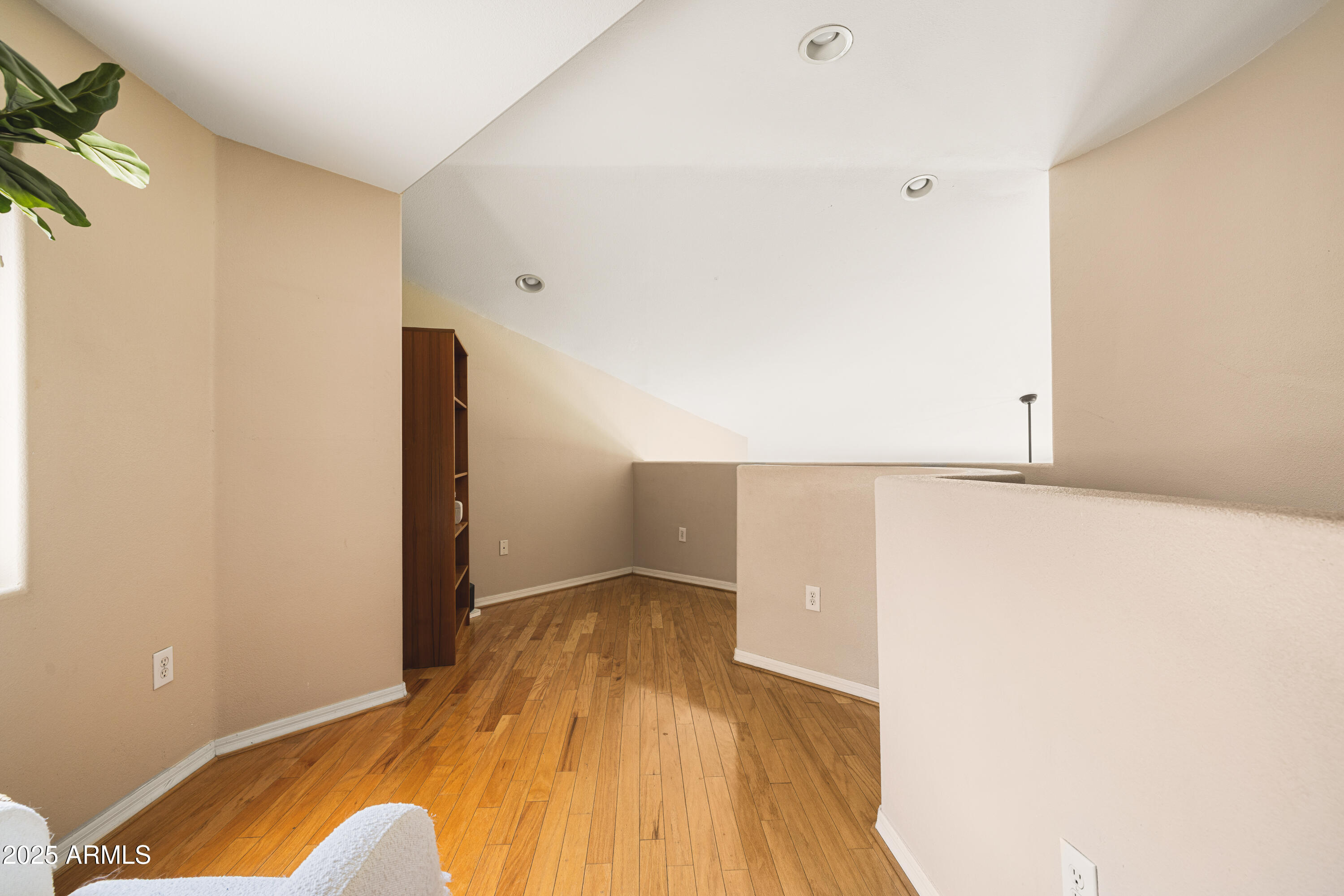 1102 W GLENDALE Avenue, 123