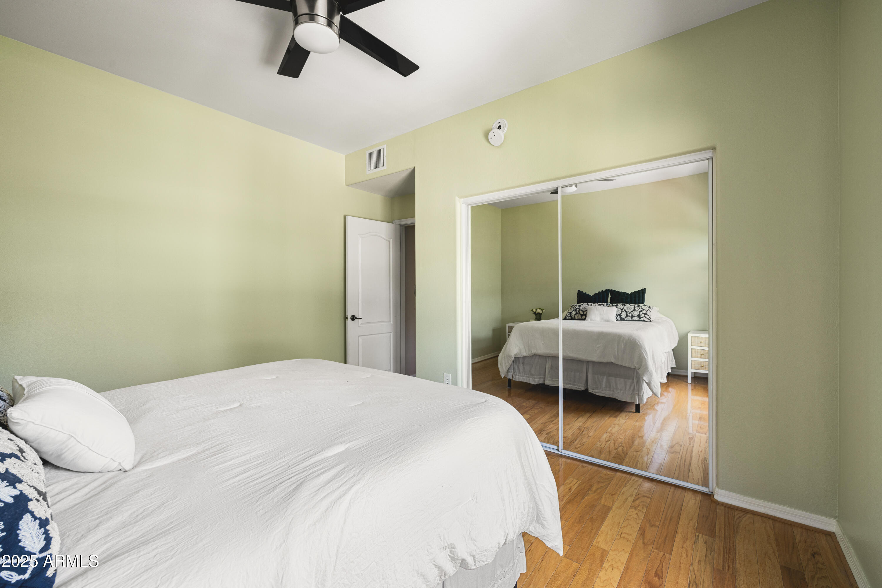 1102 W GLENDALE Avenue, 123