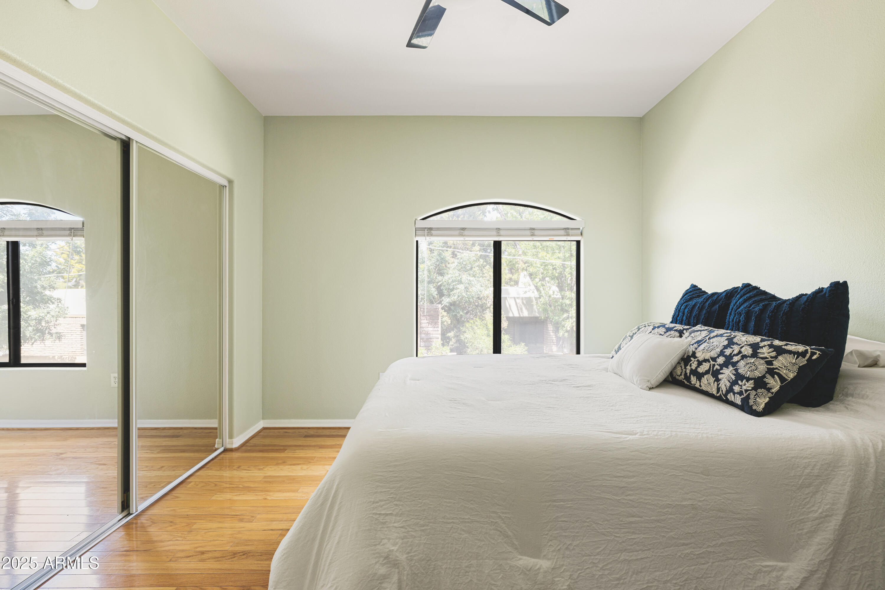 1102 W GLENDALE Avenue, 123