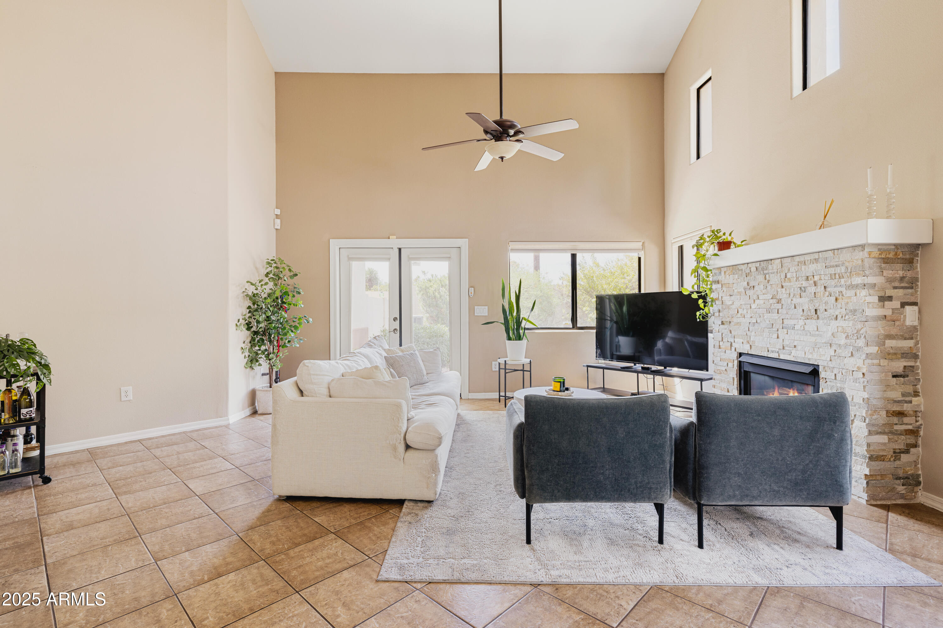 1102 W GLENDALE Avenue, 123