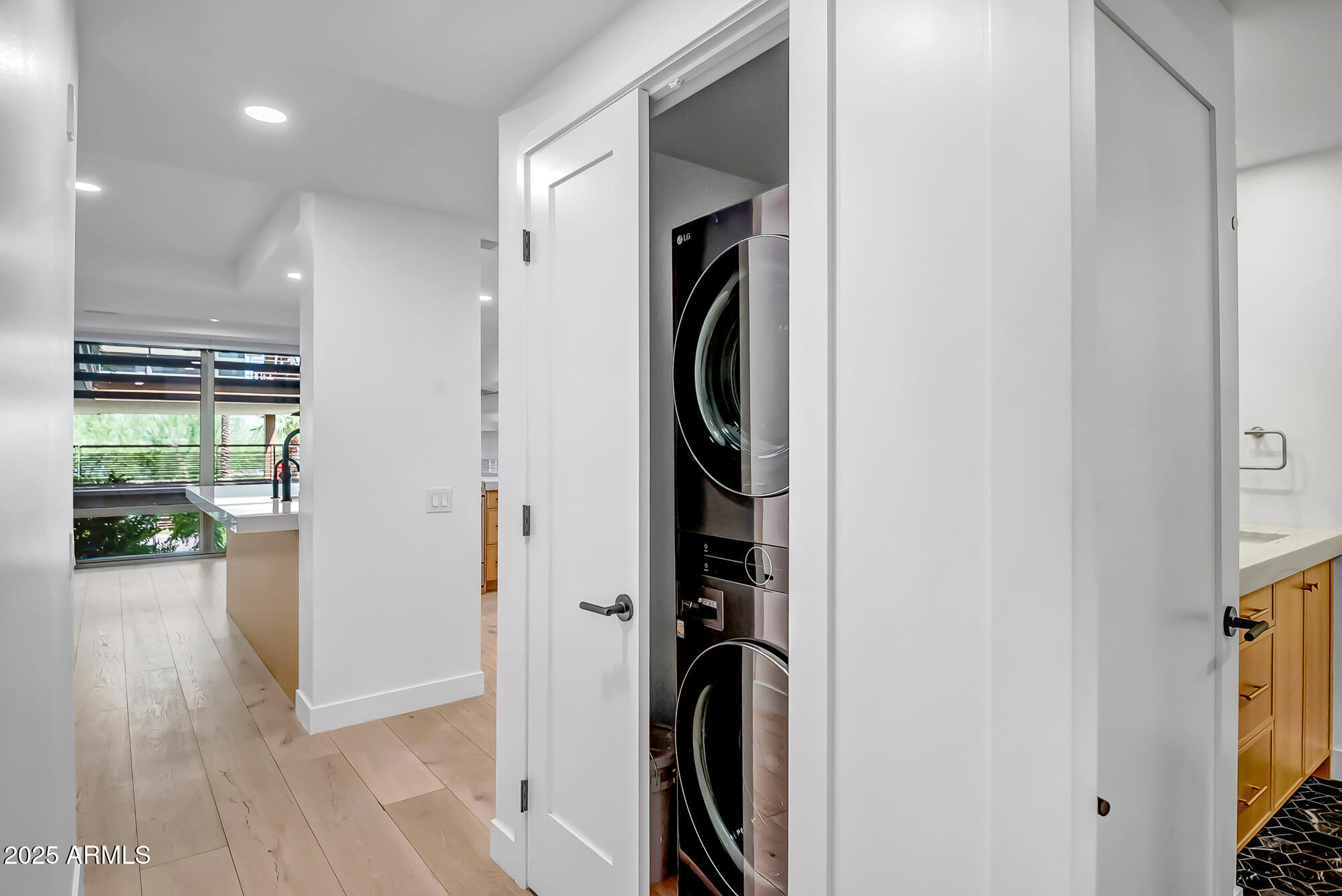 7157 E RANCHO VISTA Drive, 2007