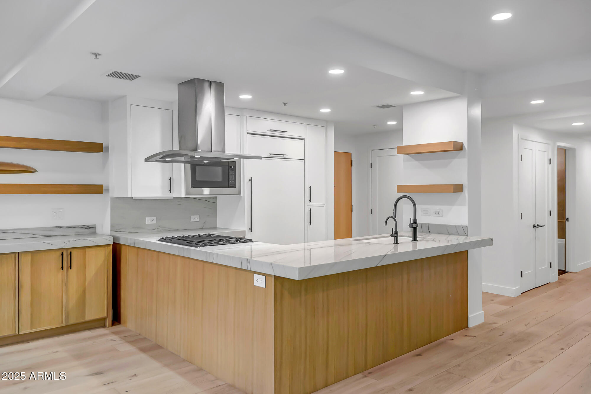 7157 E RANCHO VISTA Drive, 2007