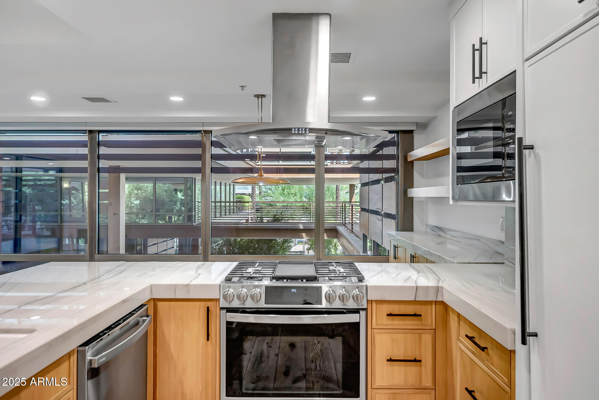 7157 E RANCHO VISTA Drive, 2007