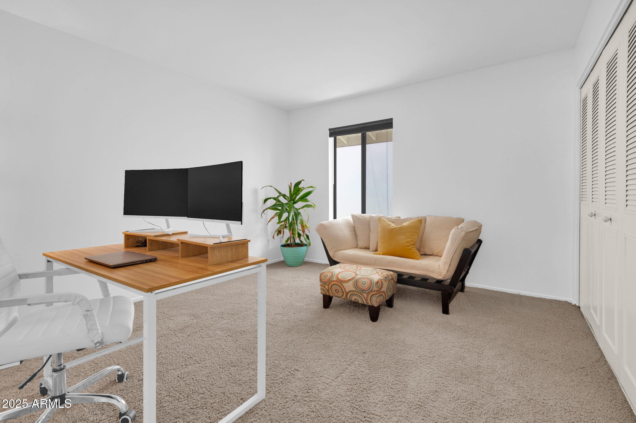 5315 N 18TH Street, 9