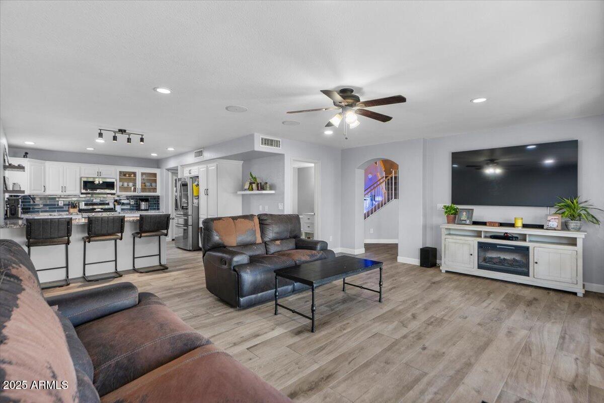 8142 E PLATA Avenue