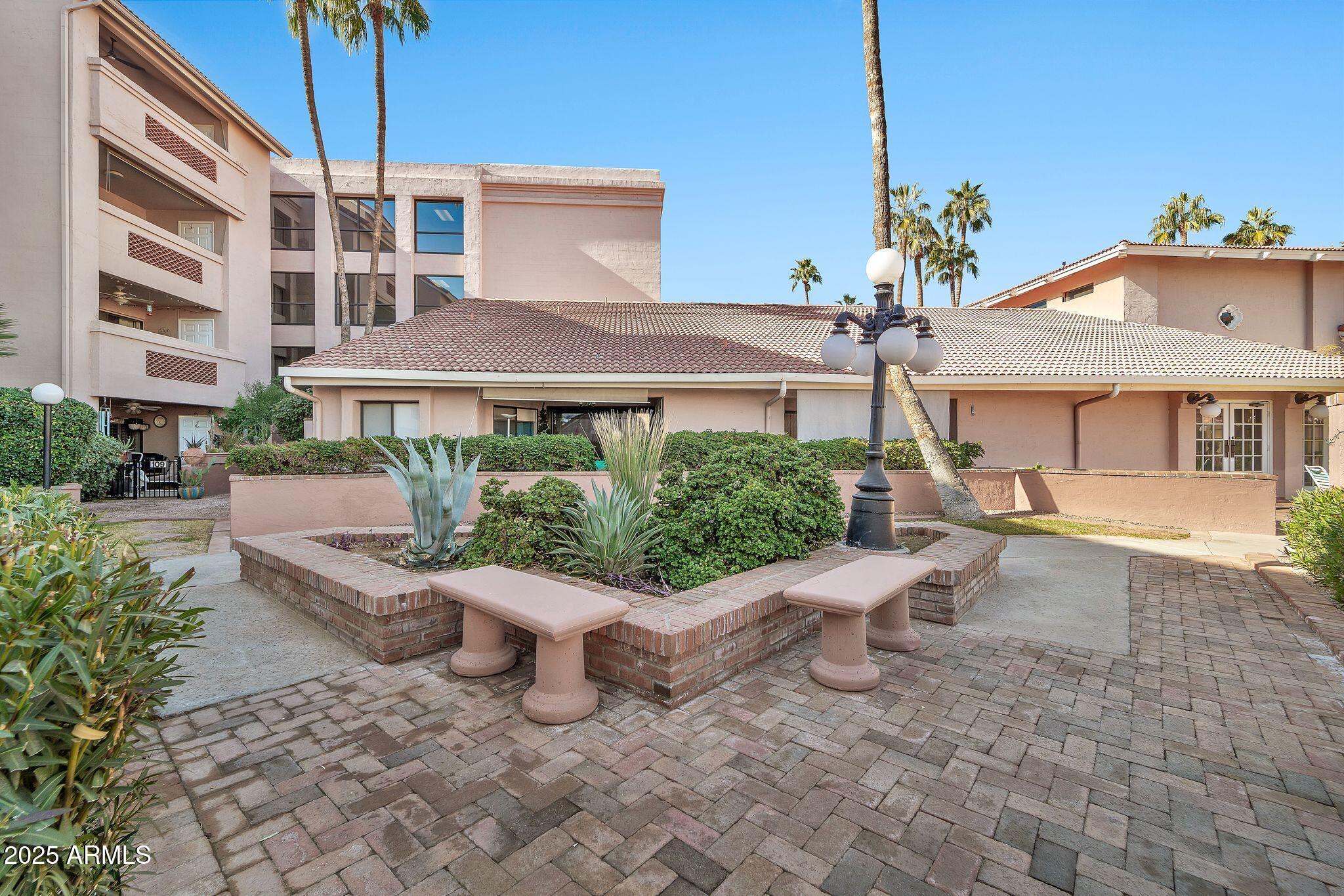 4141 N 31ST Street, 414