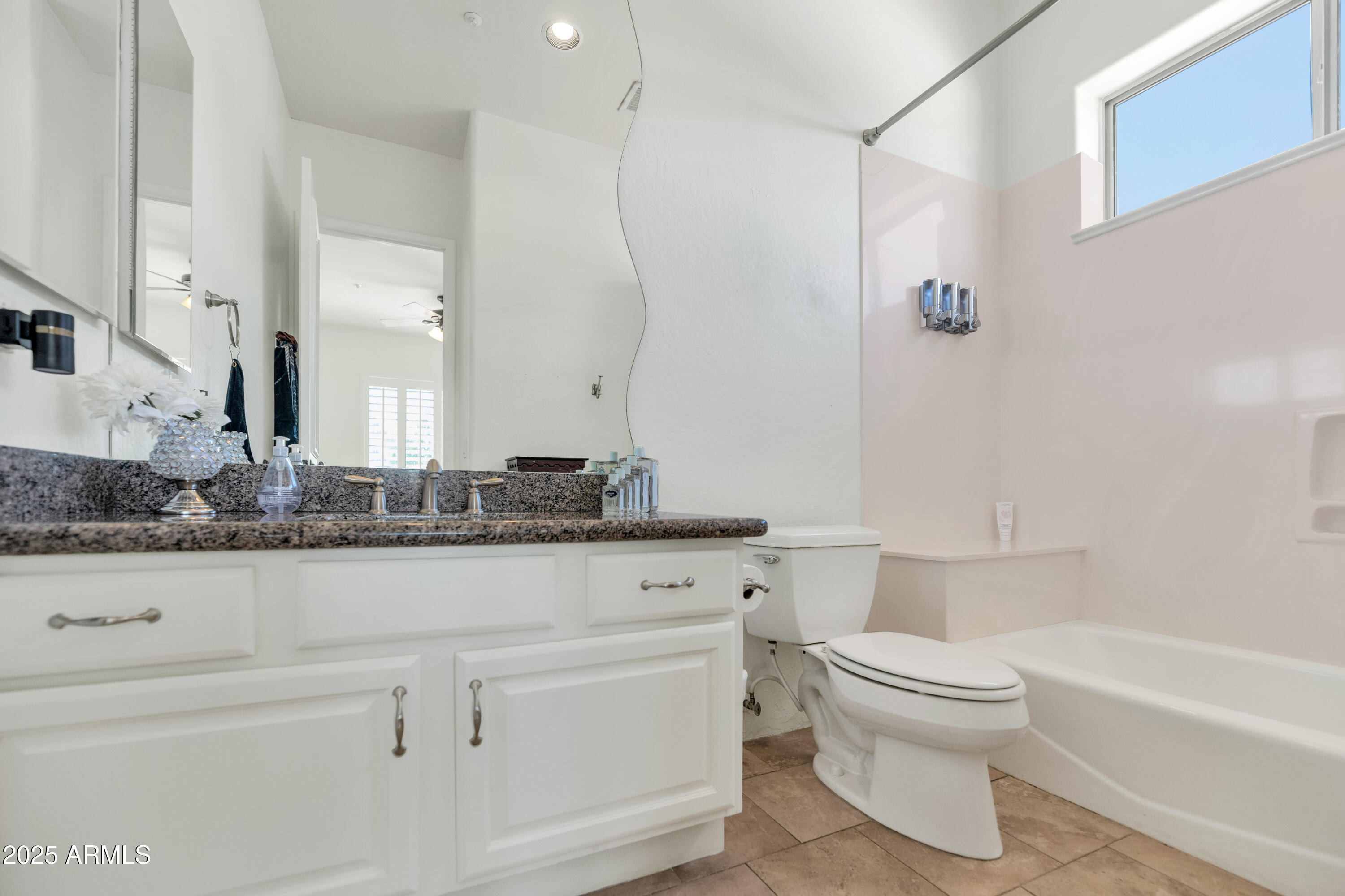 7941 E VIA DE LUNA Drive