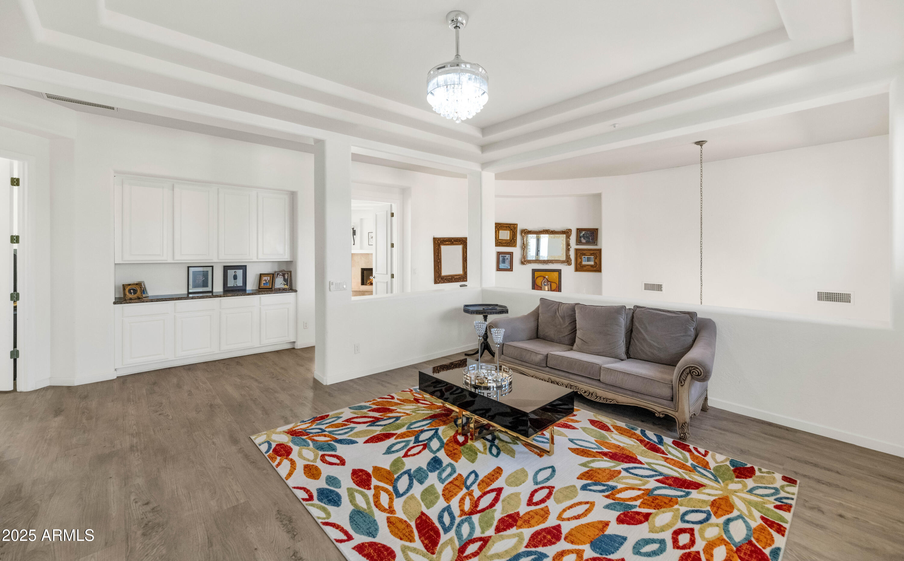 7941 E VIA DE LUNA Drive