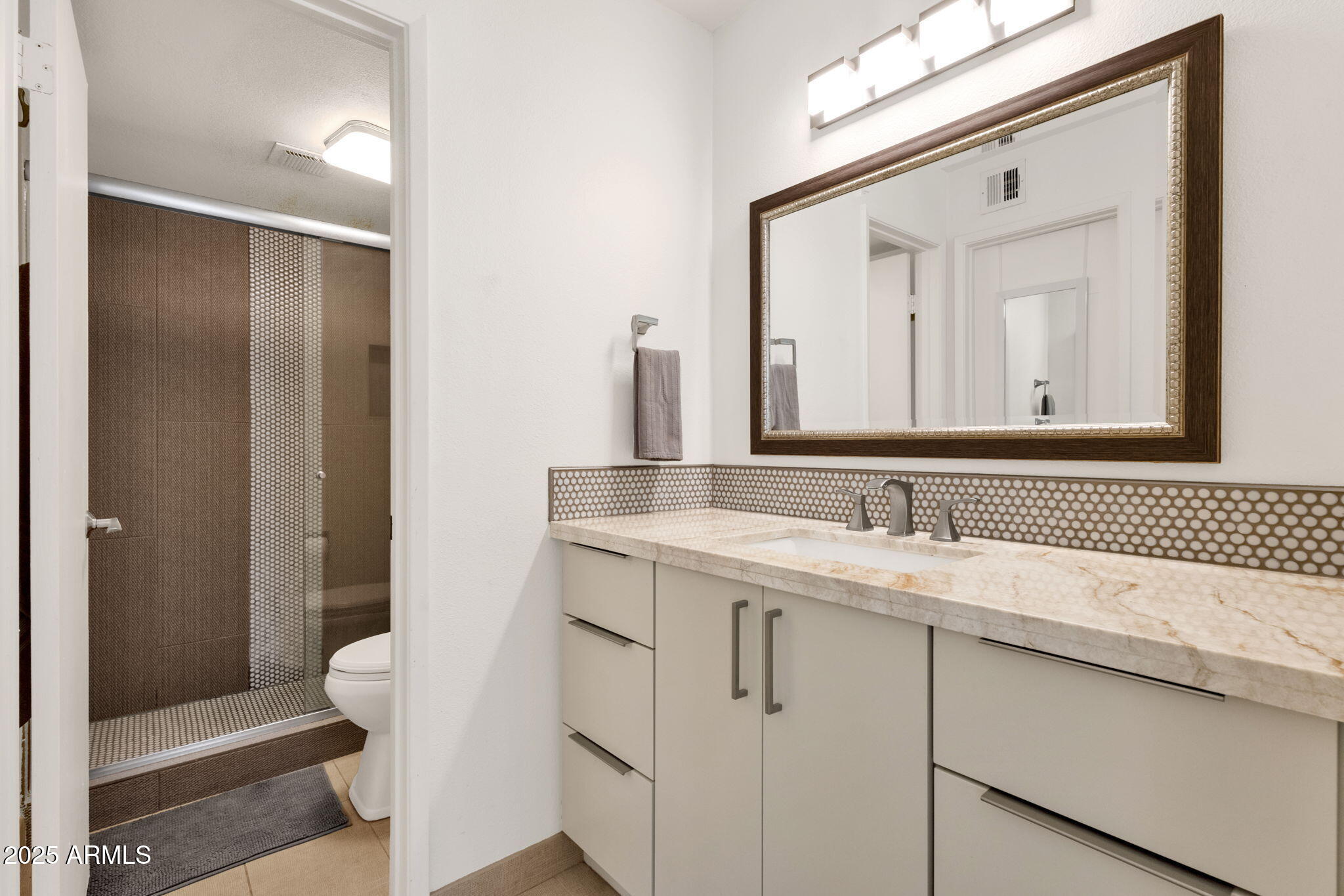 5217 N 24TH Street, 108