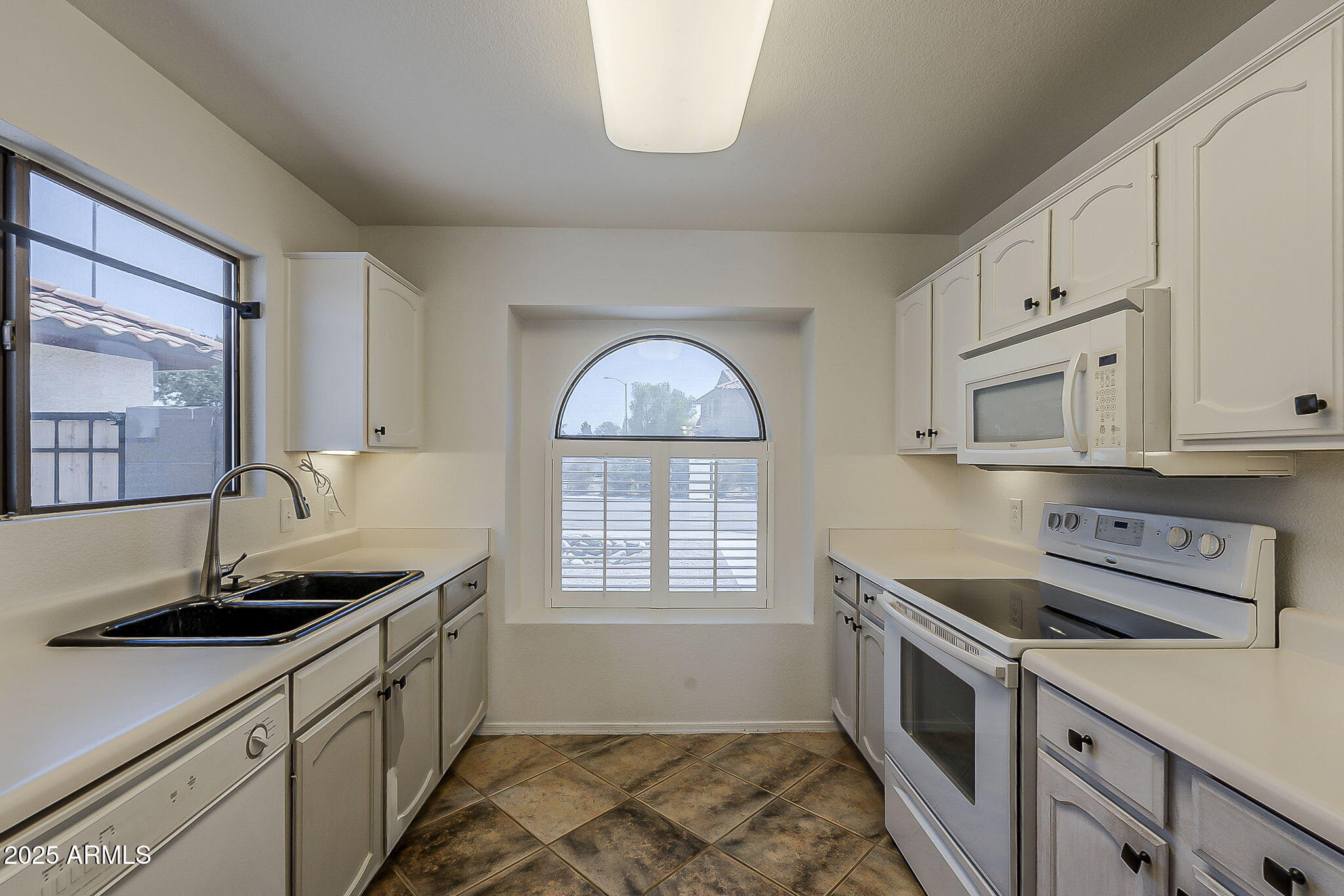 1322 S PARKCREST Street