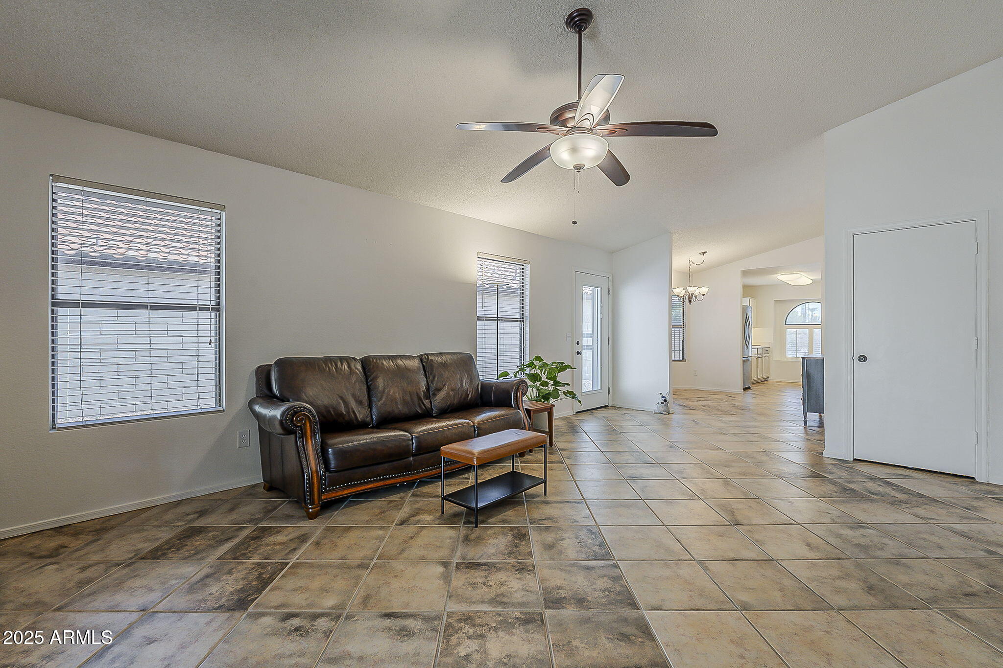 1322 S PARKCREST Street