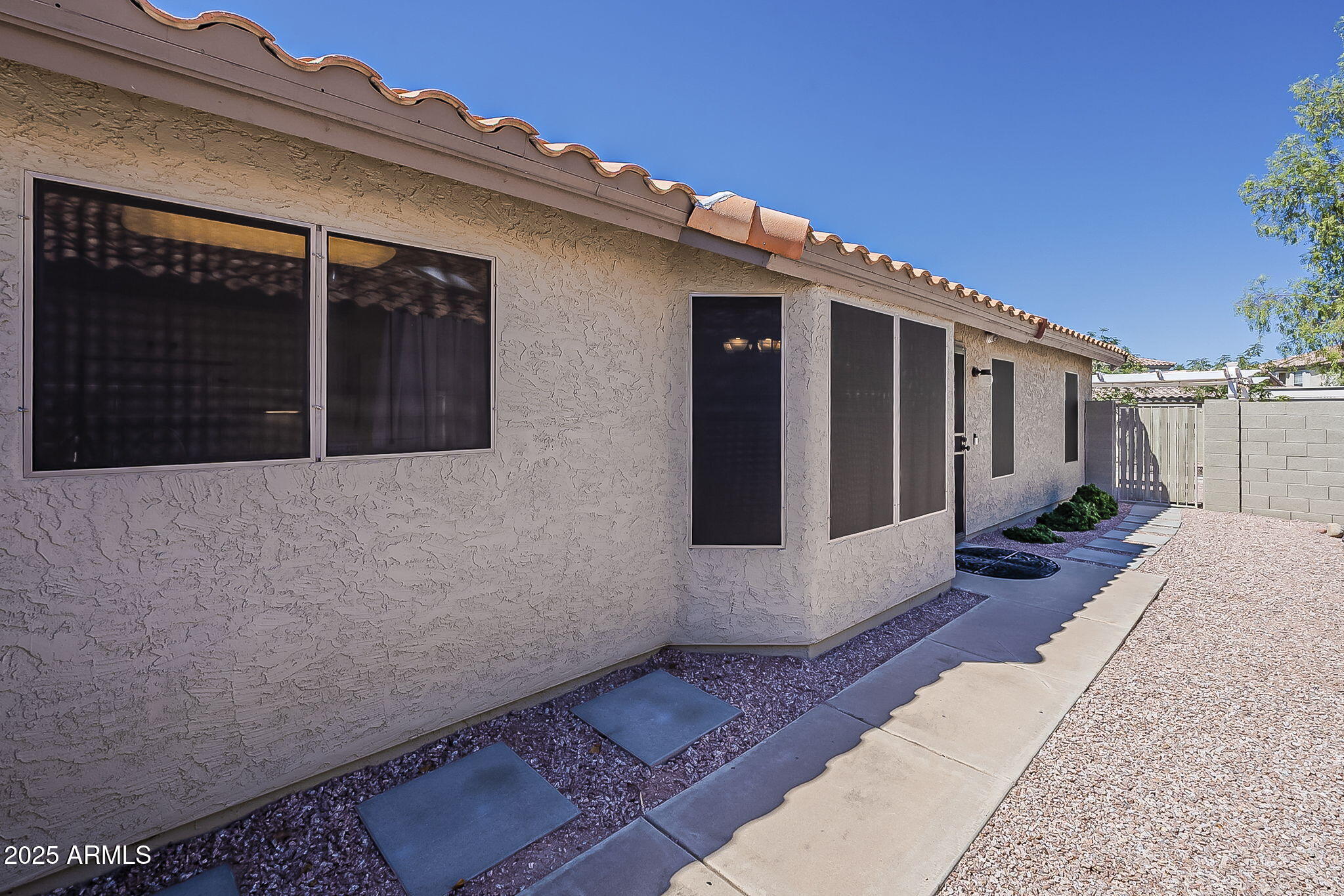 1322 S PARKCREST Street