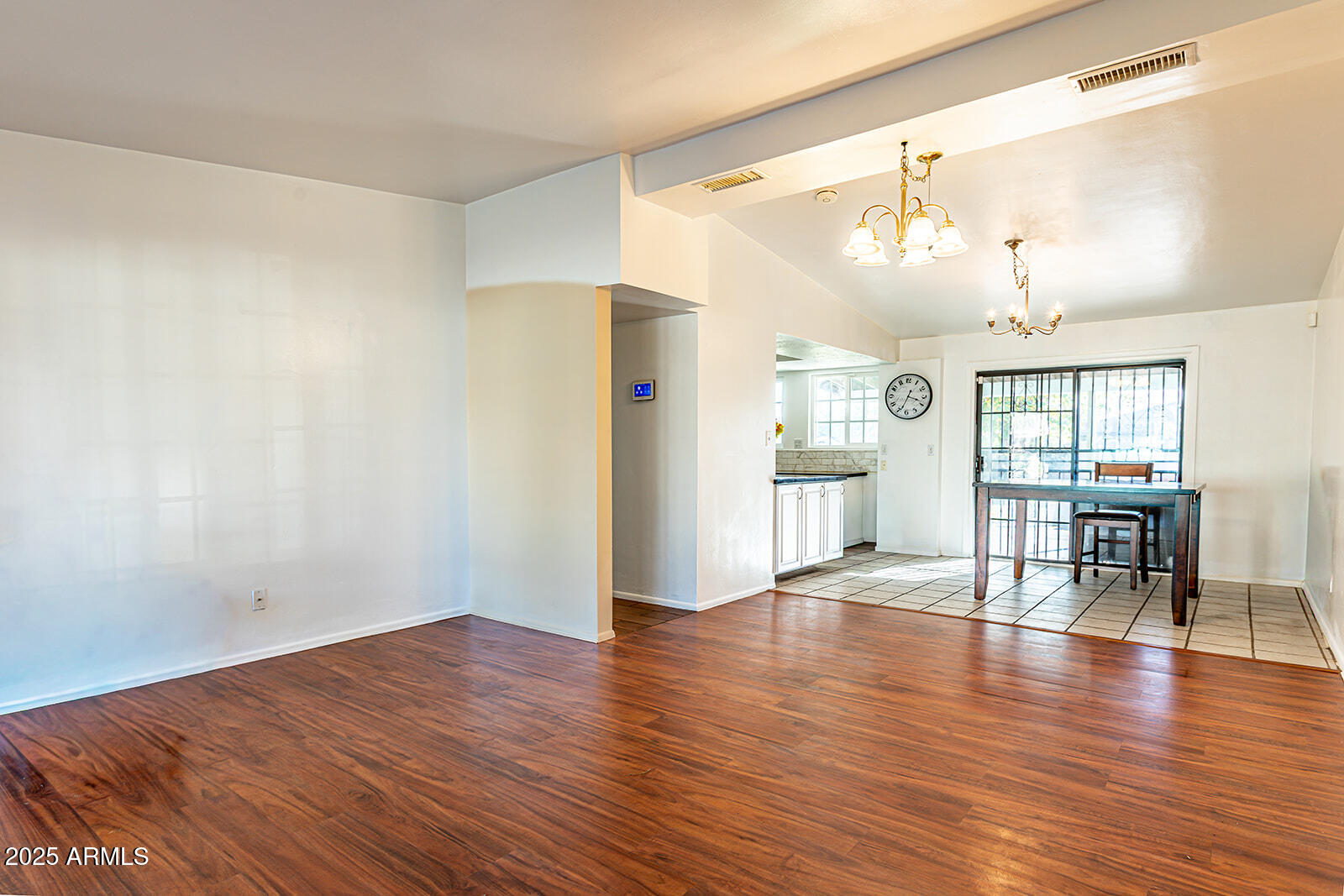 2033 W PALO VERDE Drive