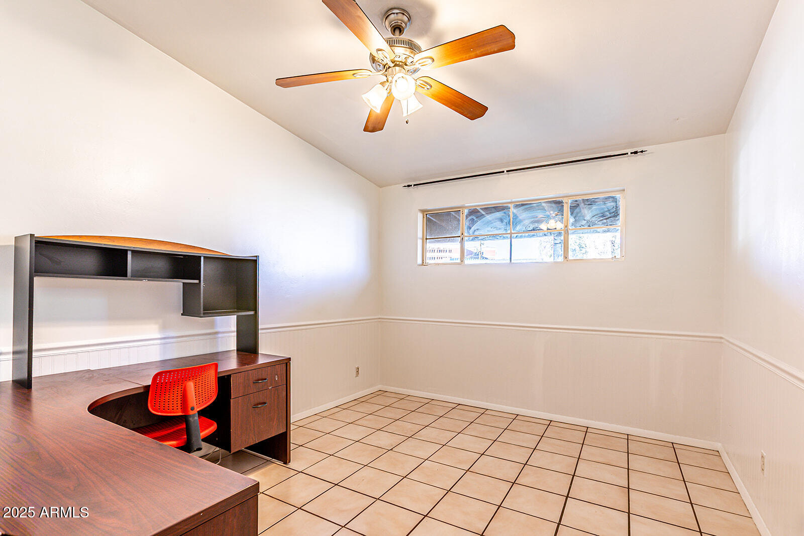 2033 W PALO VERDE Drive