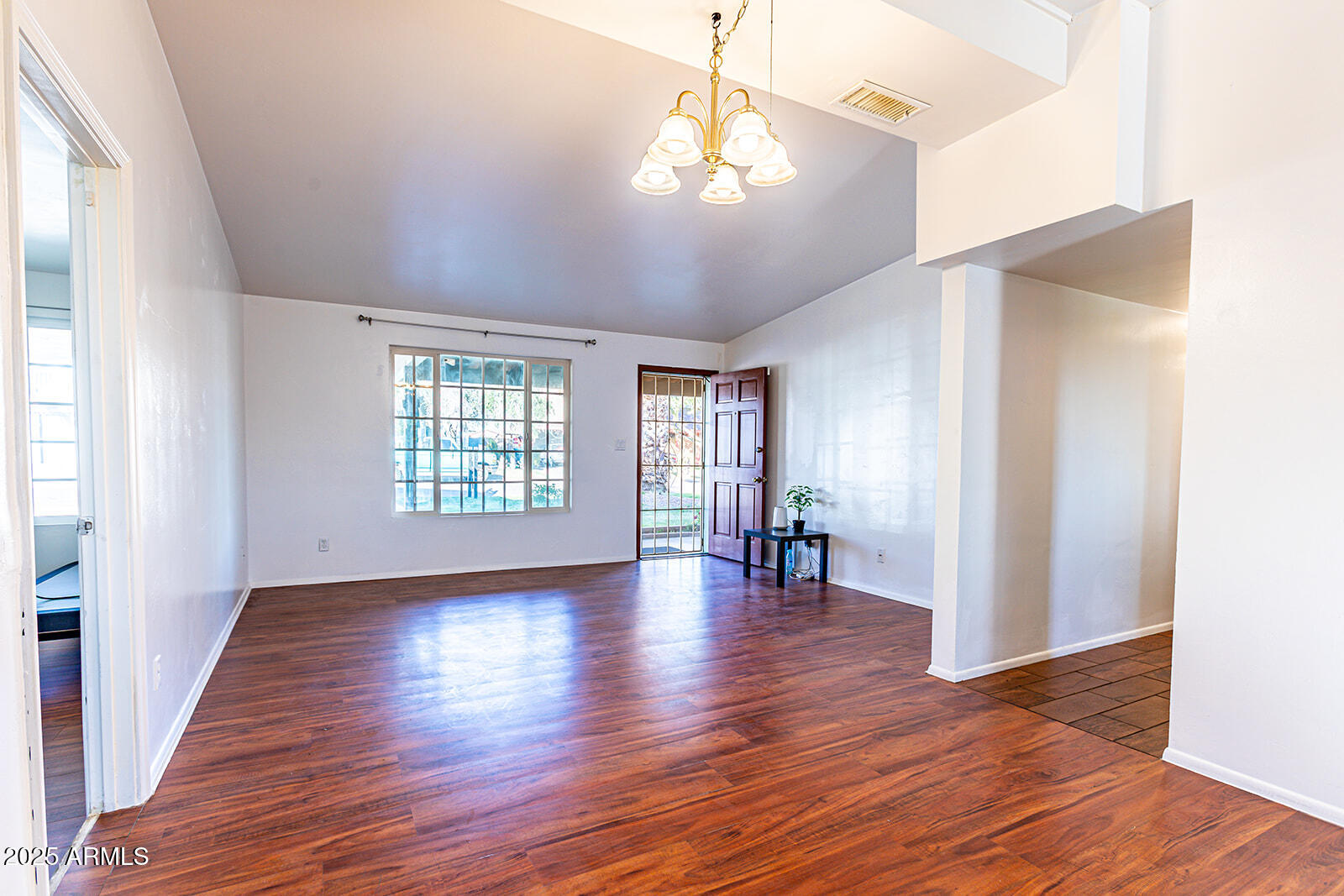 2033 W PALO VERDE Drive