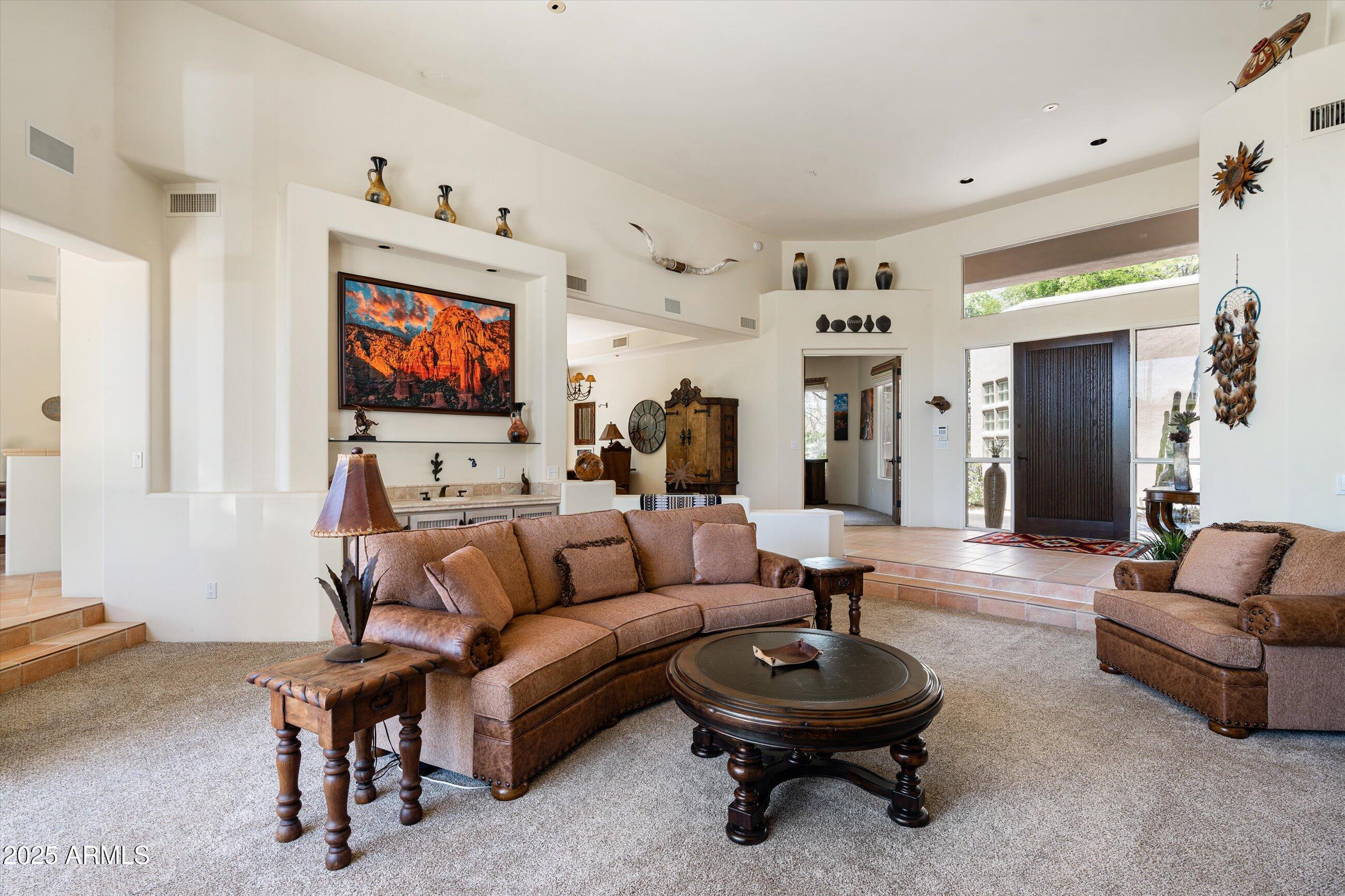 34221 N BOULDERS Parkway