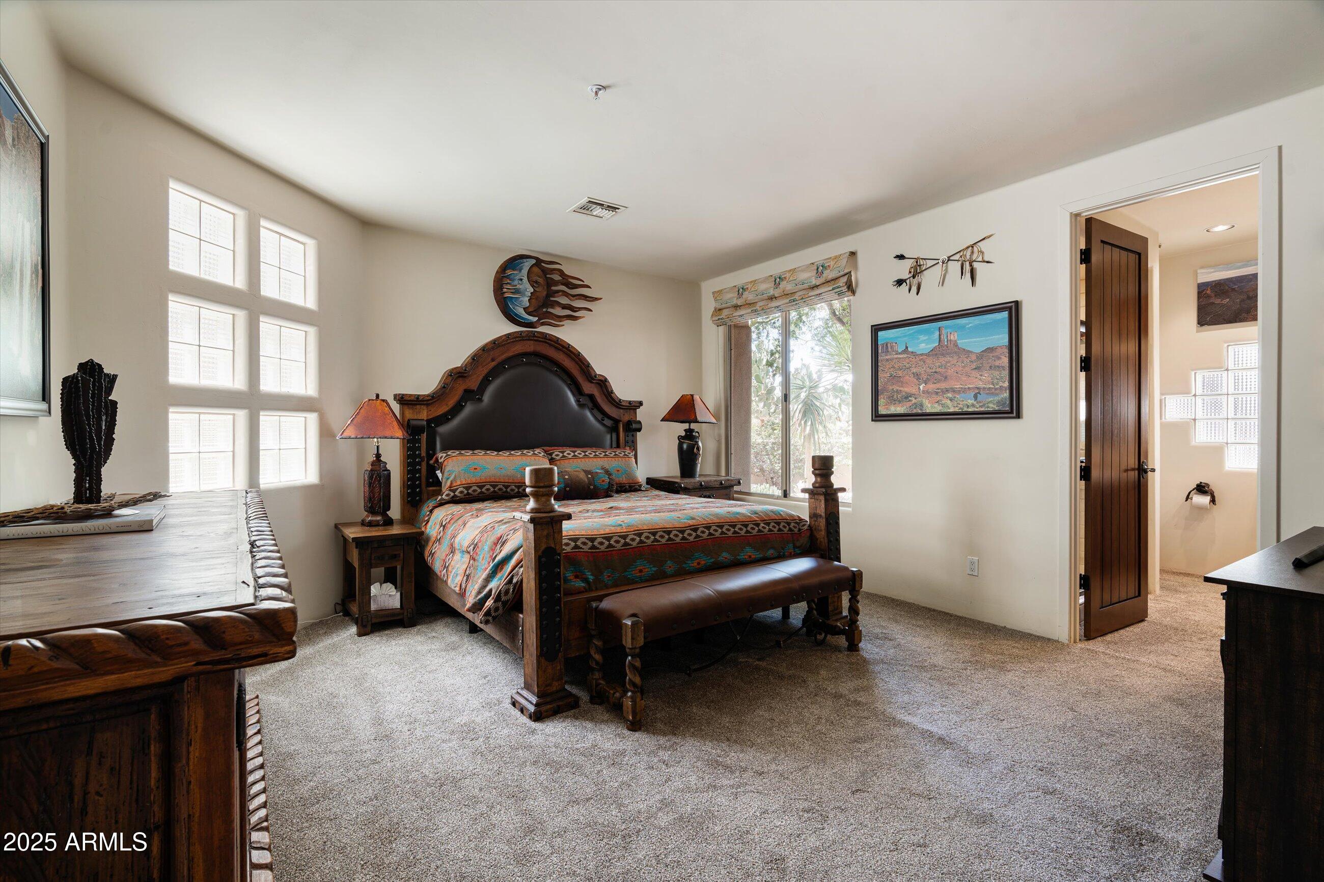 34221 N BOULDERS Parkway