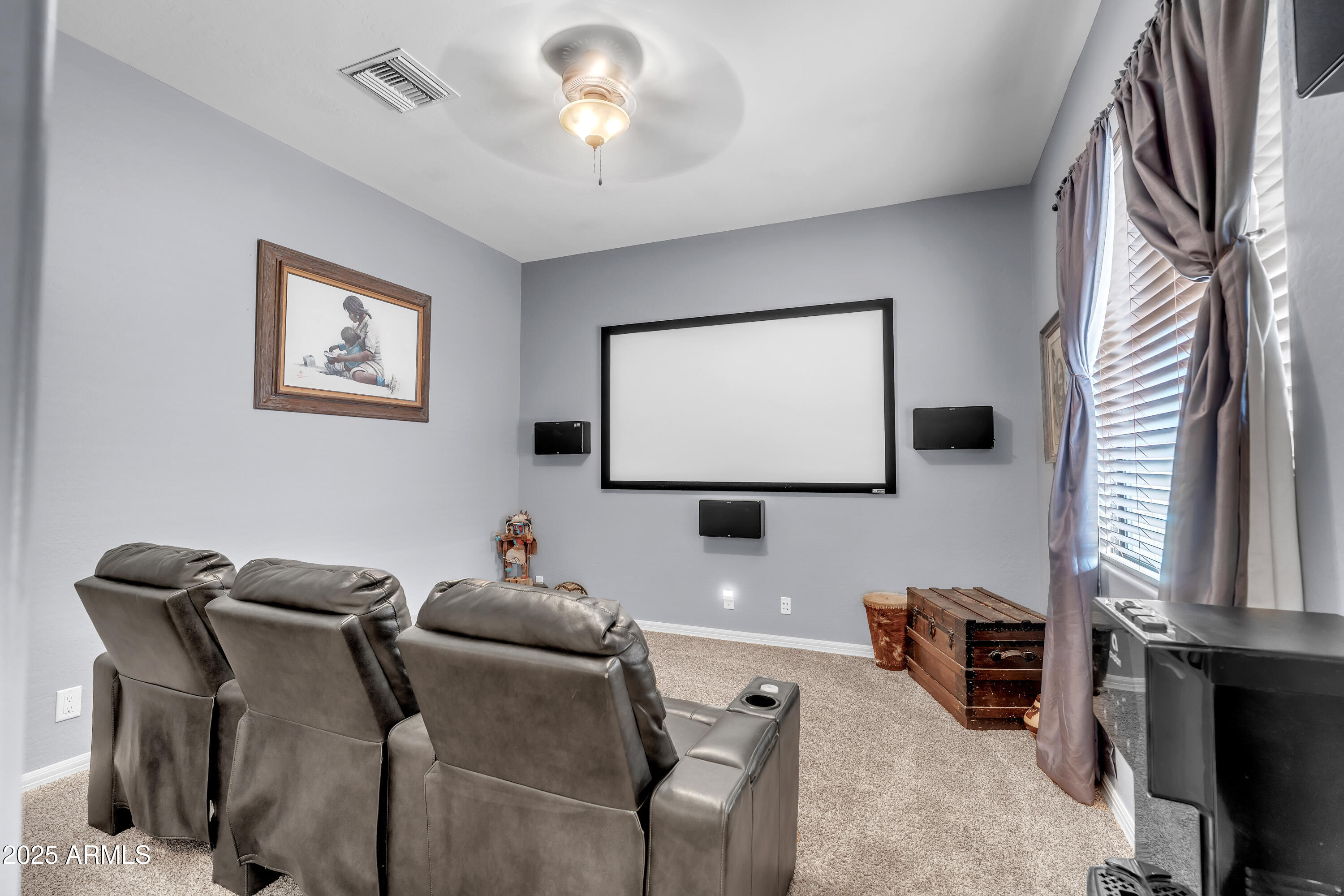 810 W HIDDEN VALLEY Drive