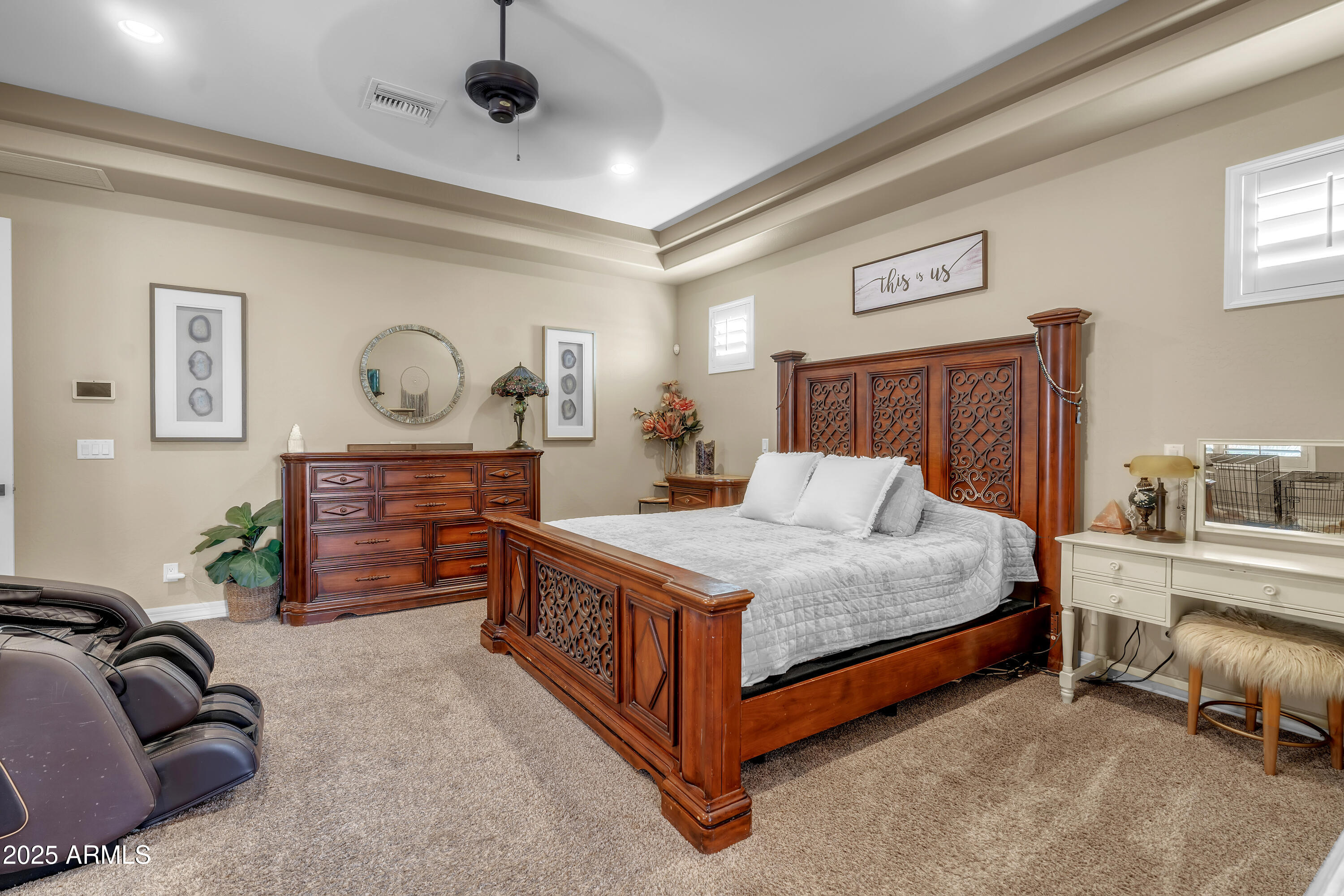 810 W HIDDEN VALLEY Drive