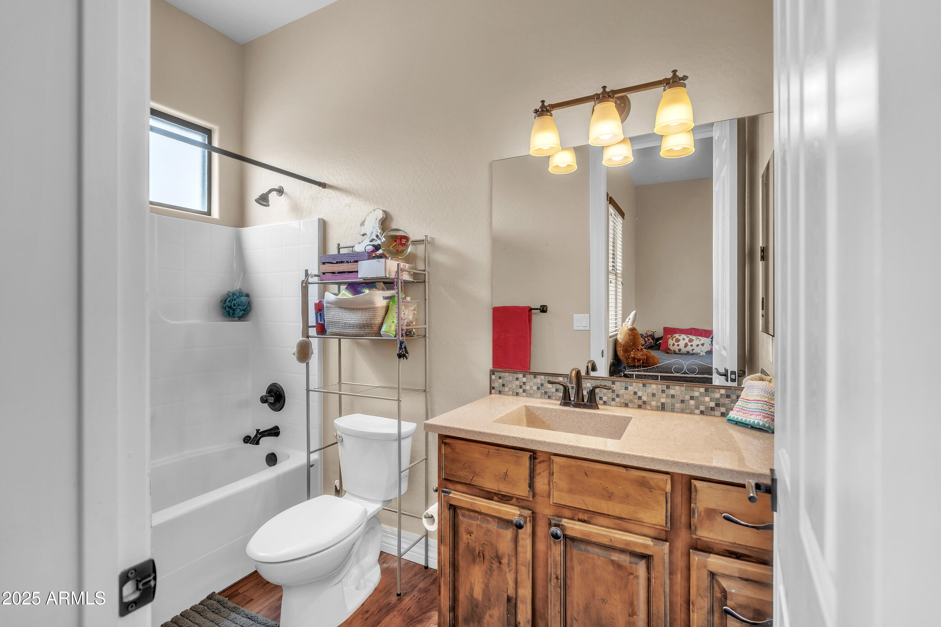 810 W HIDDEN VALLEY Drive