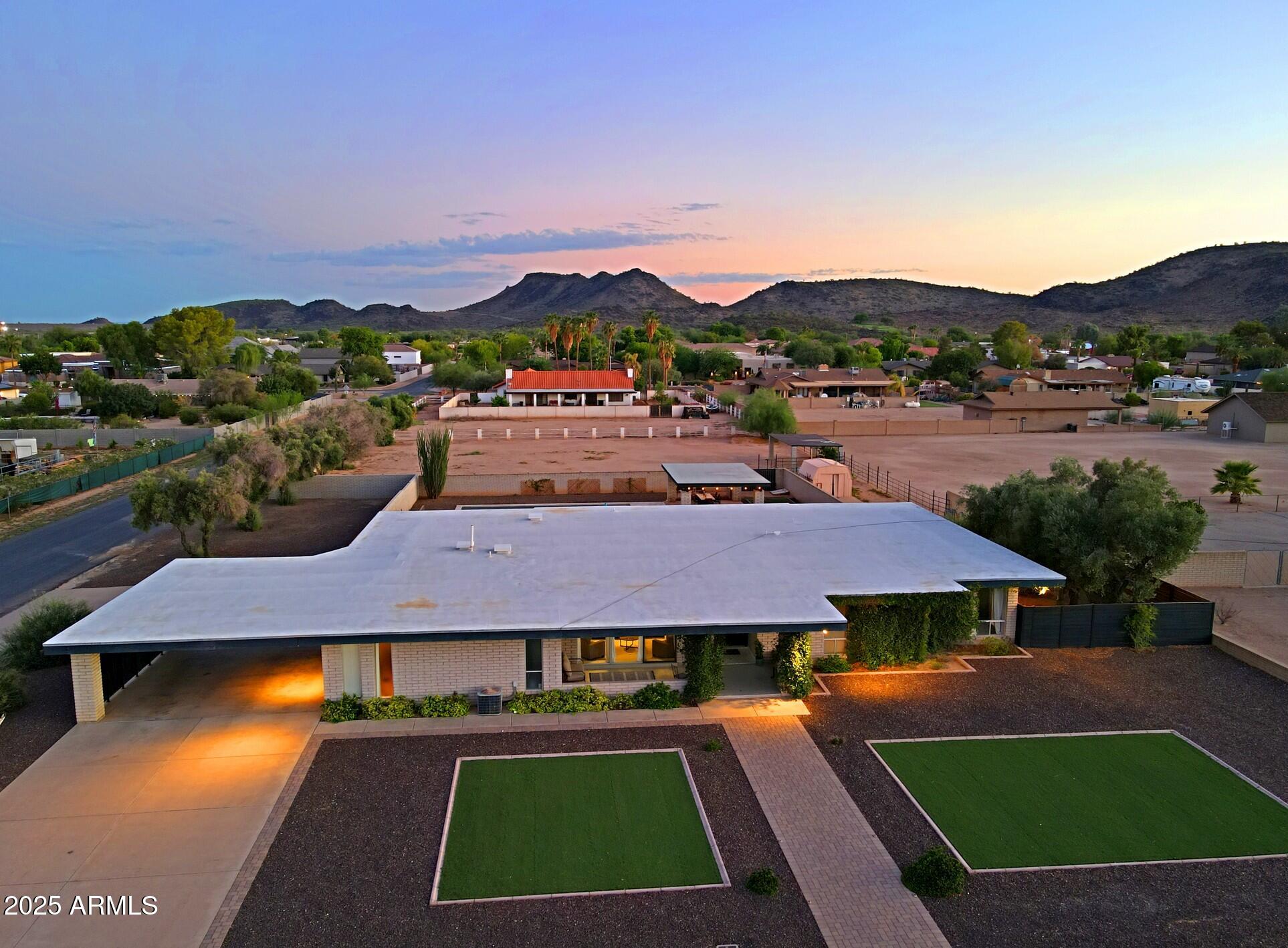 4901 W SOFT WIND Drive